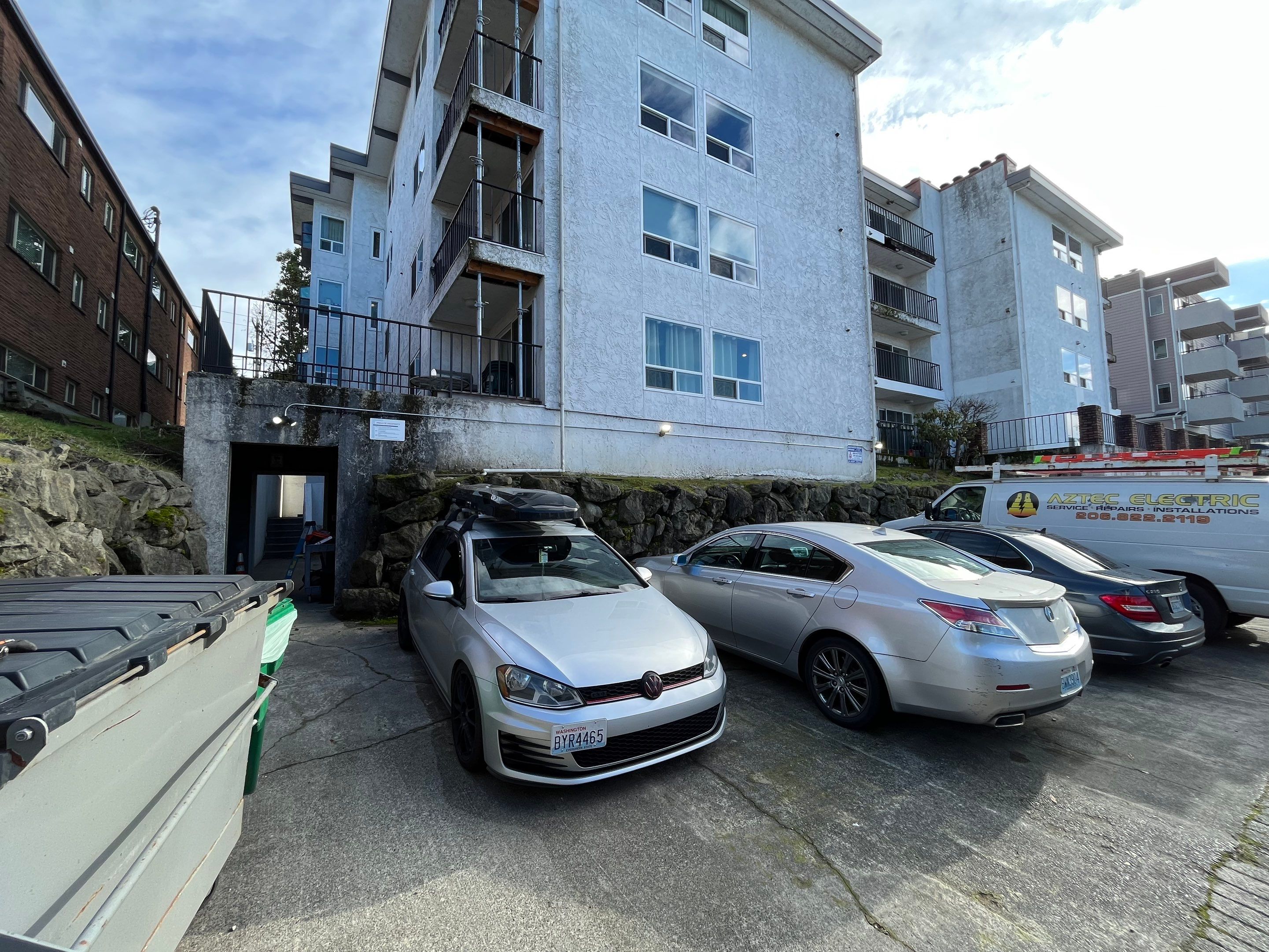 HOA Community Condo by Aztec Electric LLC