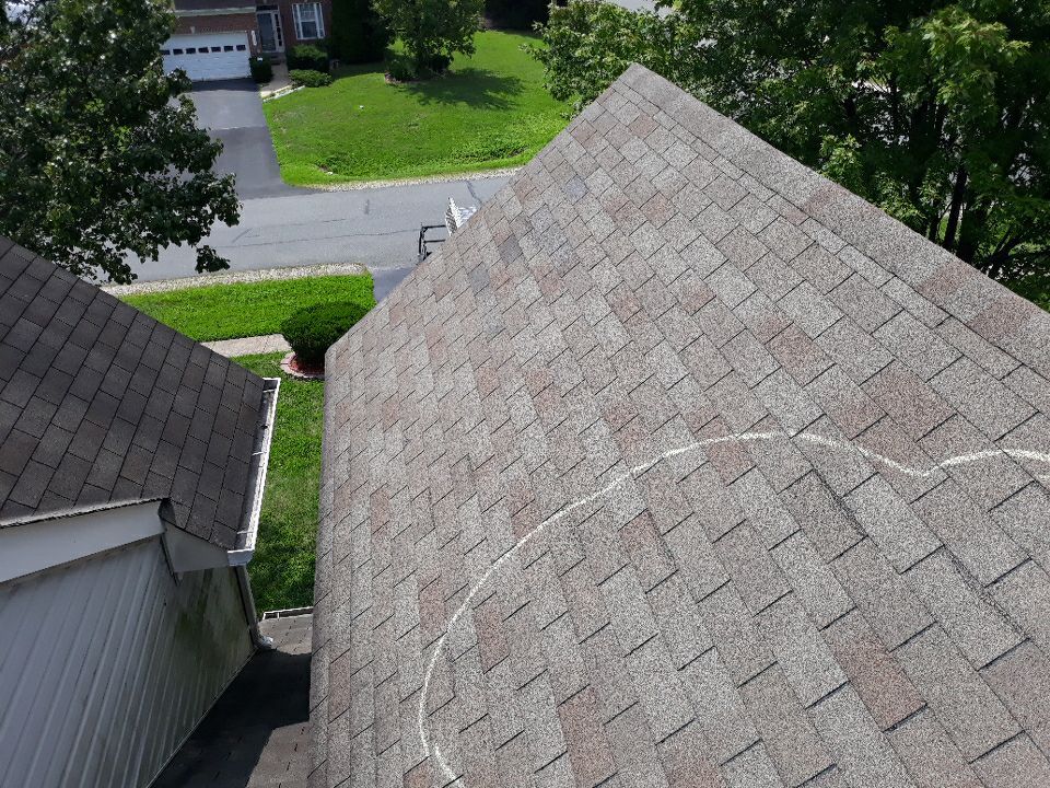 Woodbridge: CertainTeed Landmark Designer Shingles in Cottage Red by RM Banning, Inc.