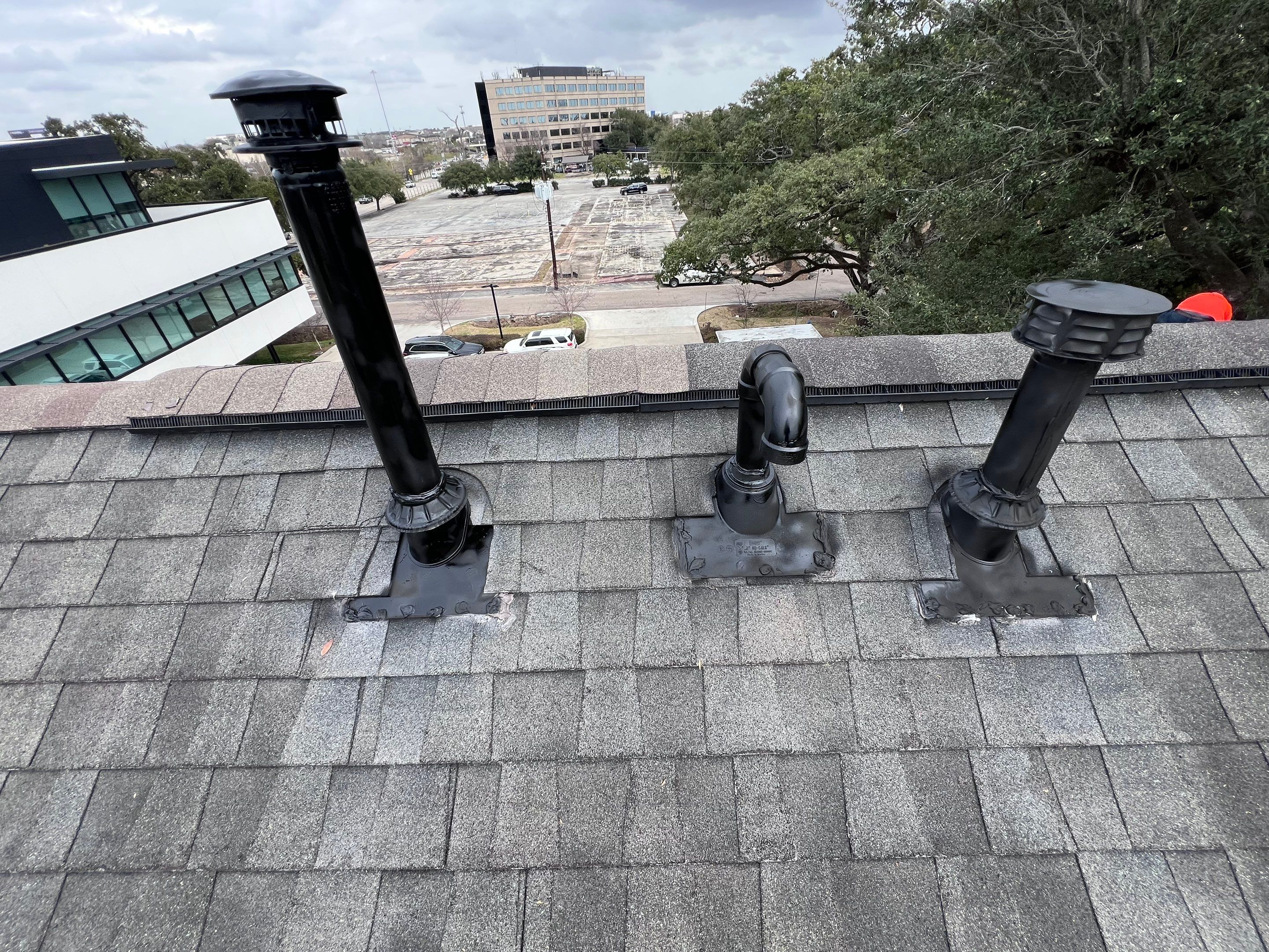 Hail Damage using Owen's Corning Duration (Lifetime) Shingles by Roof Repair Company