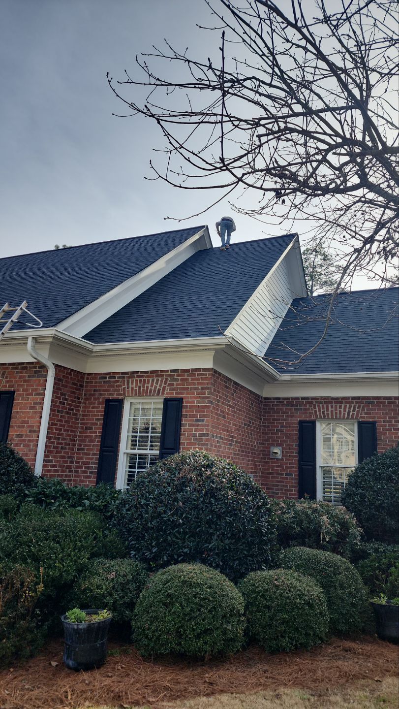 Residential Roofing Installation using Owens Corning® Oakridge Onyx Black by Indigo State Roofing