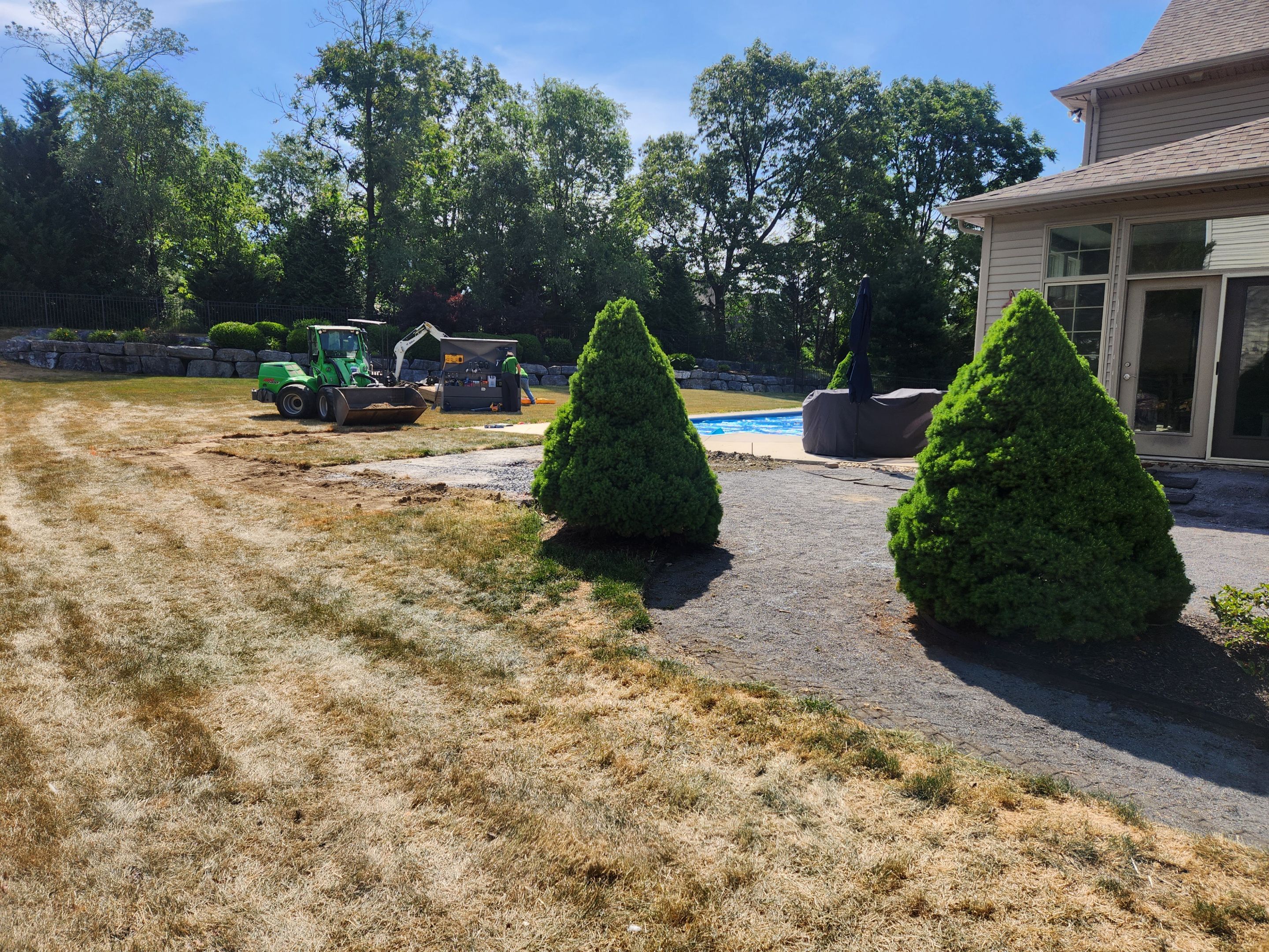 Goss PROJECT by Potted Luck Landscape