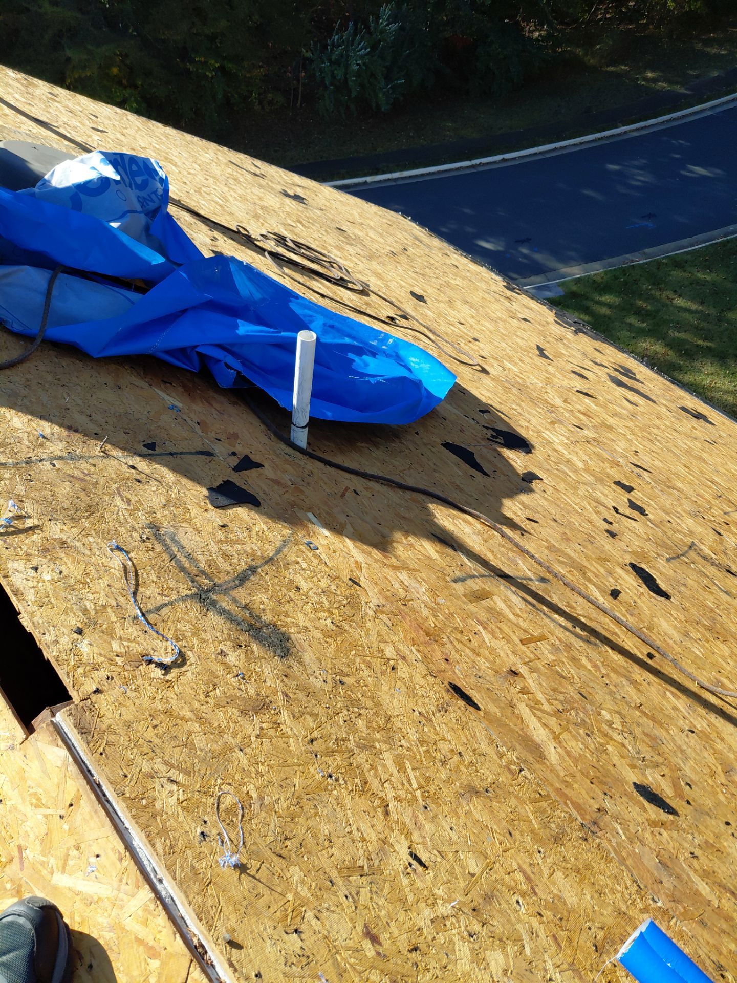 Woodbridge:Residential Roof Replacement with CertainTeed Landmark PRO in Max Def Moire Black  by RM Banning, Inc.