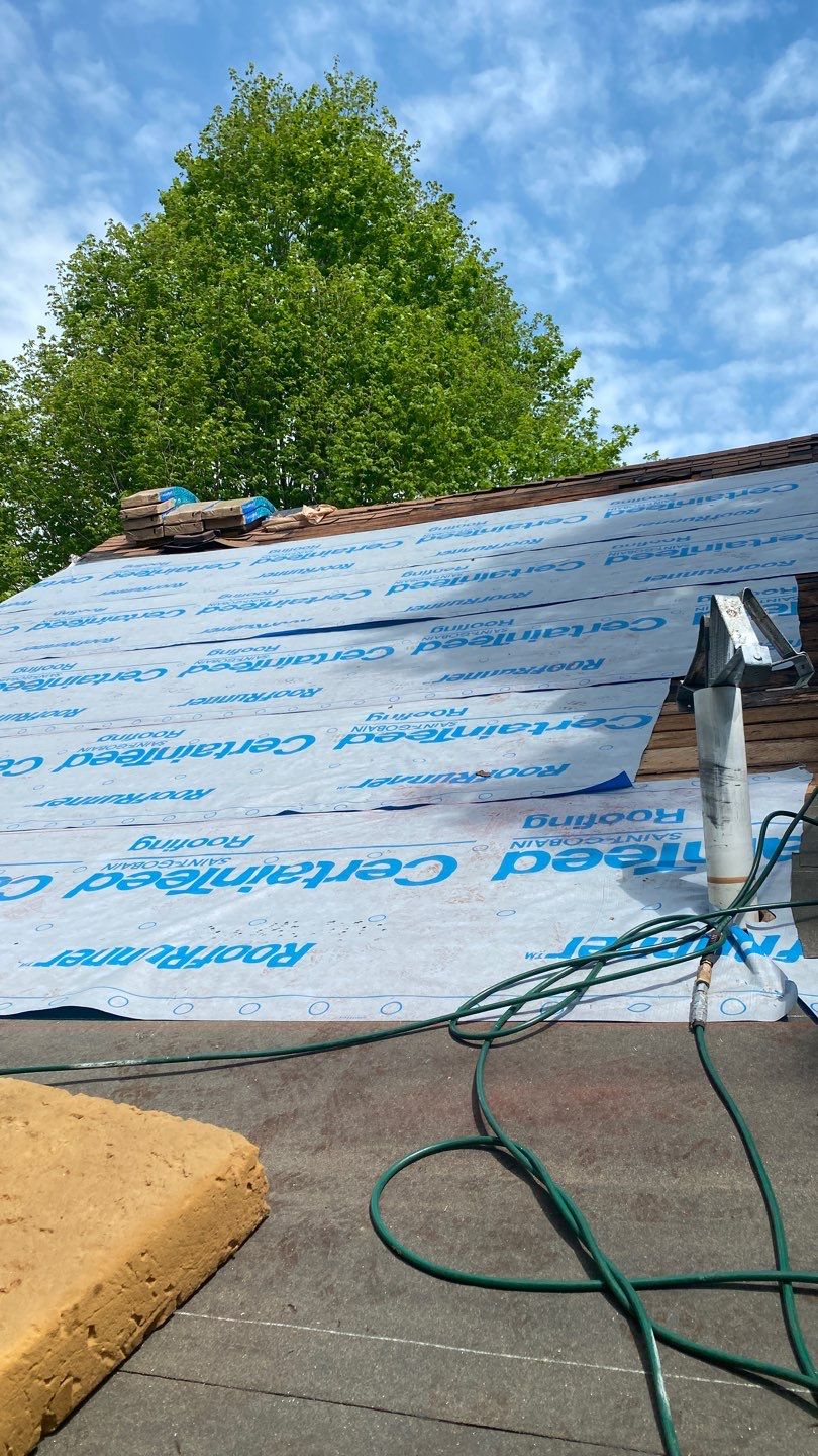 Roof Replacement using CertainTeed Landmark by 180 Contractors
