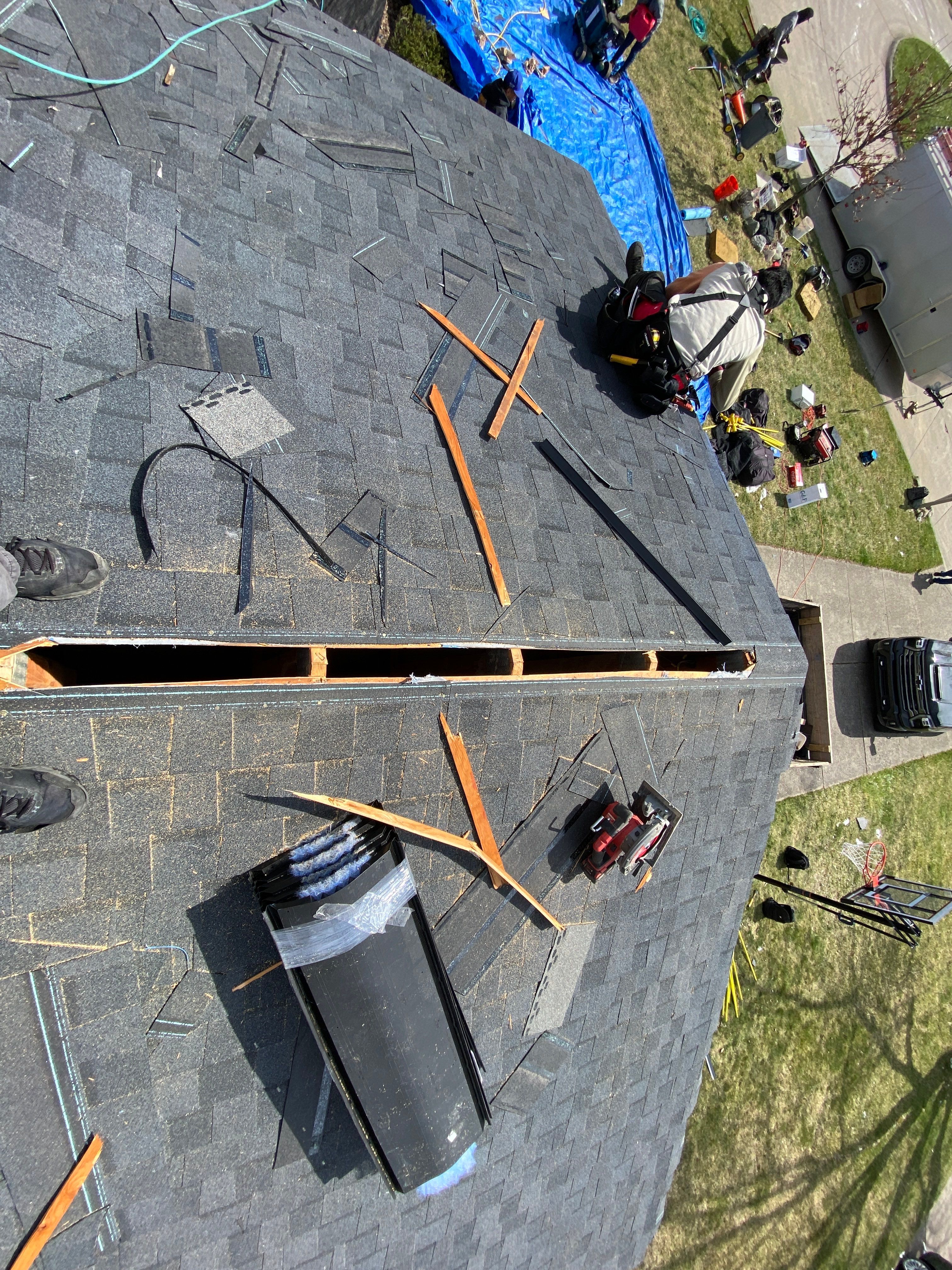 Roof Replacement using CertainTeed Landmark by 180 Contractors