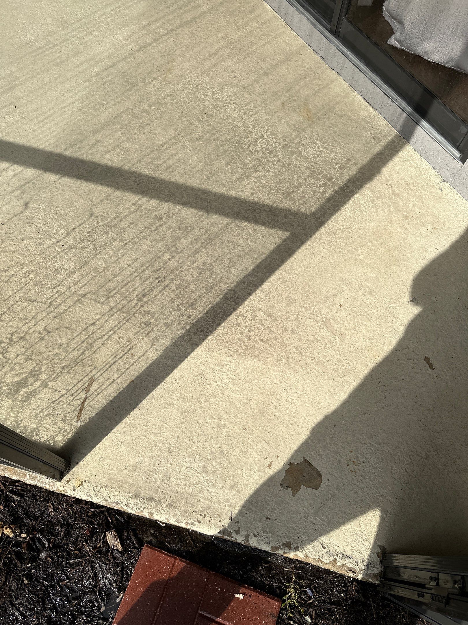 House Wash, Lanai Cleaning, and Driveway Cleaning by Sunshine AquaWash