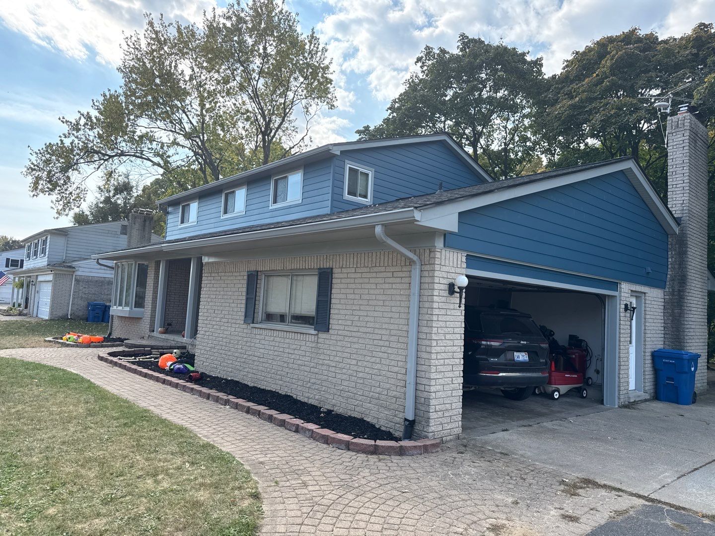 Siding Replacement using Ascend Laguna Blue by 180 Contractors