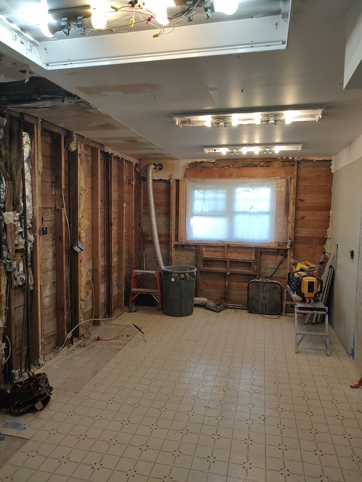 Kitchen Remodel by Ivy Lea Construction