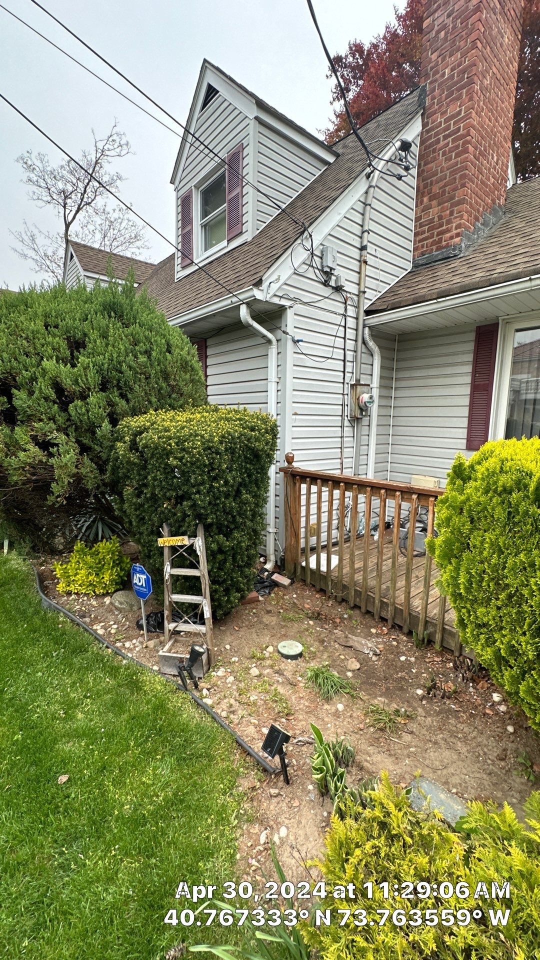 Full House Installation 5" white seamless gutters 2x3 leaders using 5"white K style seamless gutters and 2x3 white leaders by Above All Gutters 