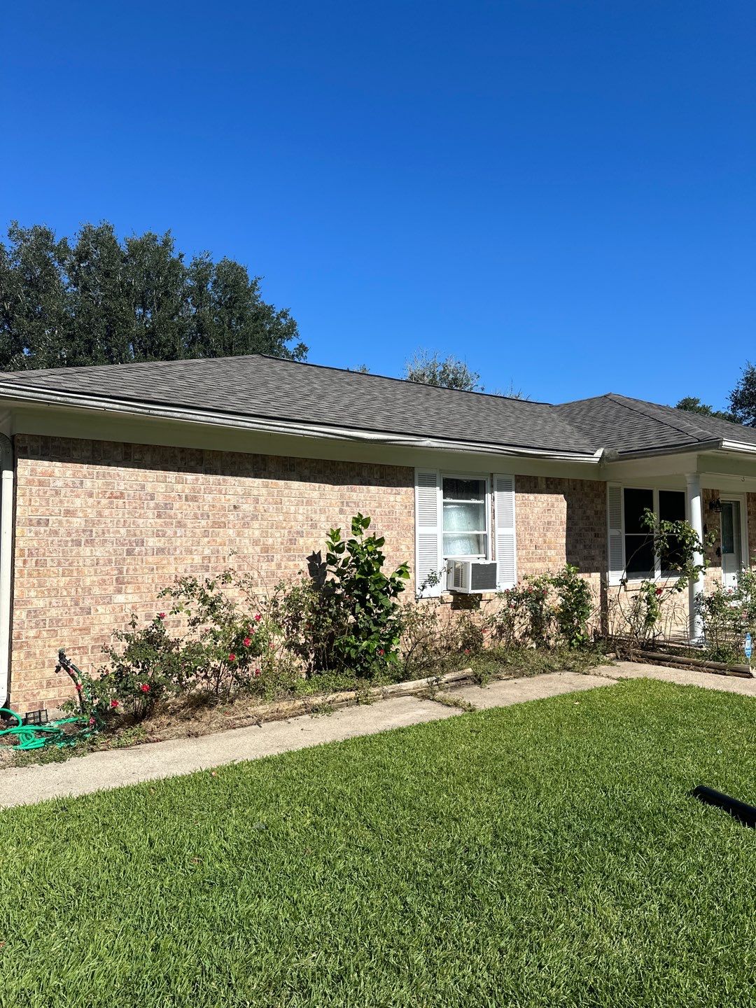 Residential Roofing Installation using Owen's Corning Duration (Lifetime) Shingles by Roof Repair Company