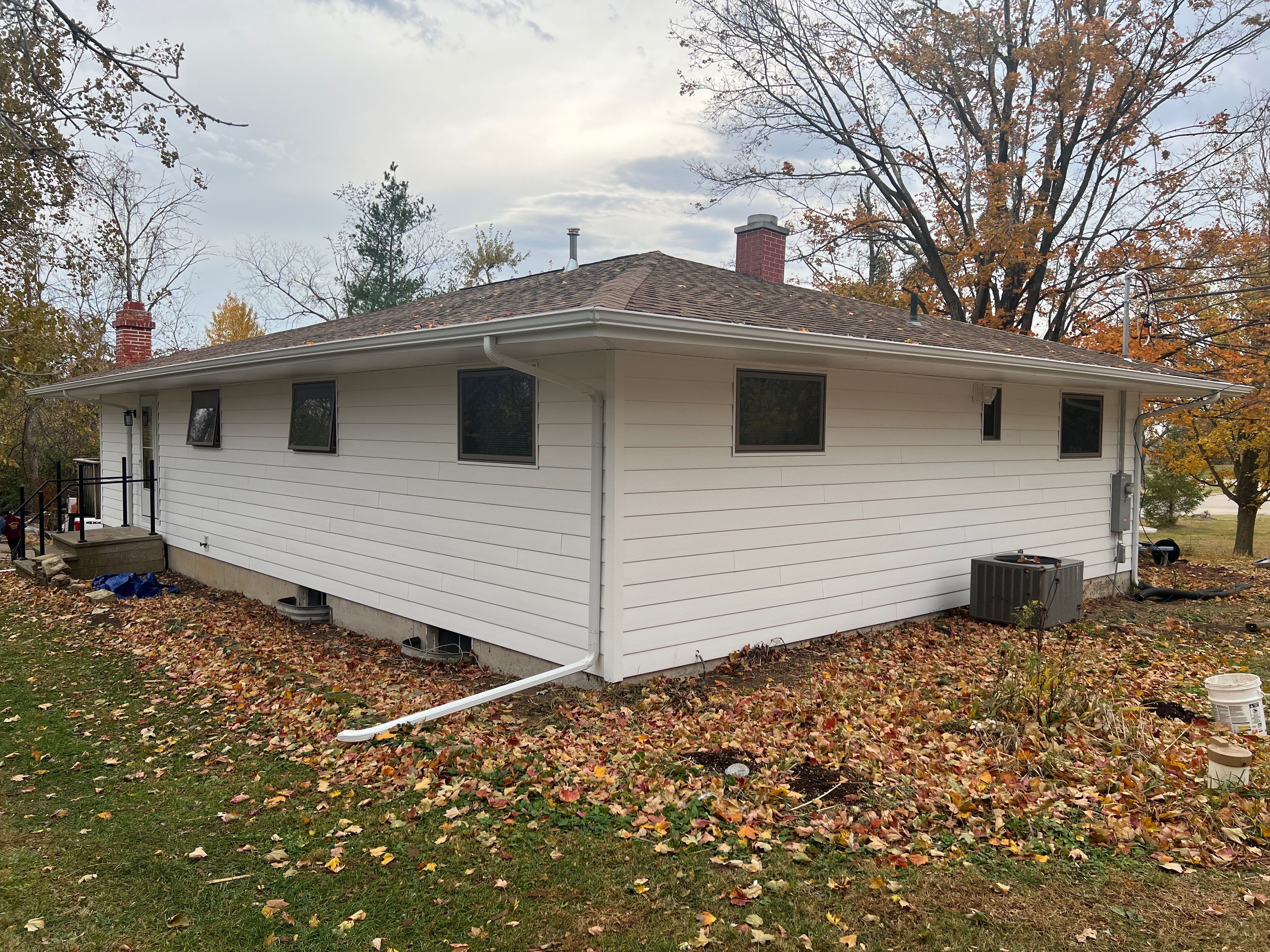 Ascend Fiberglass Cladding Siding by United Windows and Siding LLC
