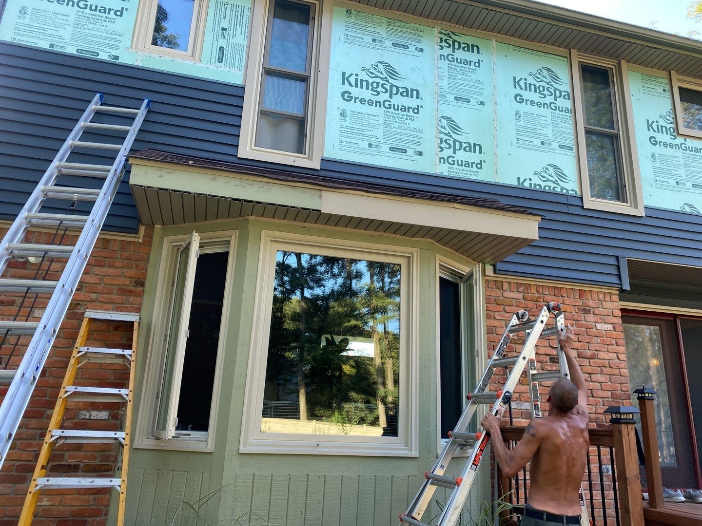 Siding Replacement using CertainTeed Restoration Classic D5 by 180 Contractors
