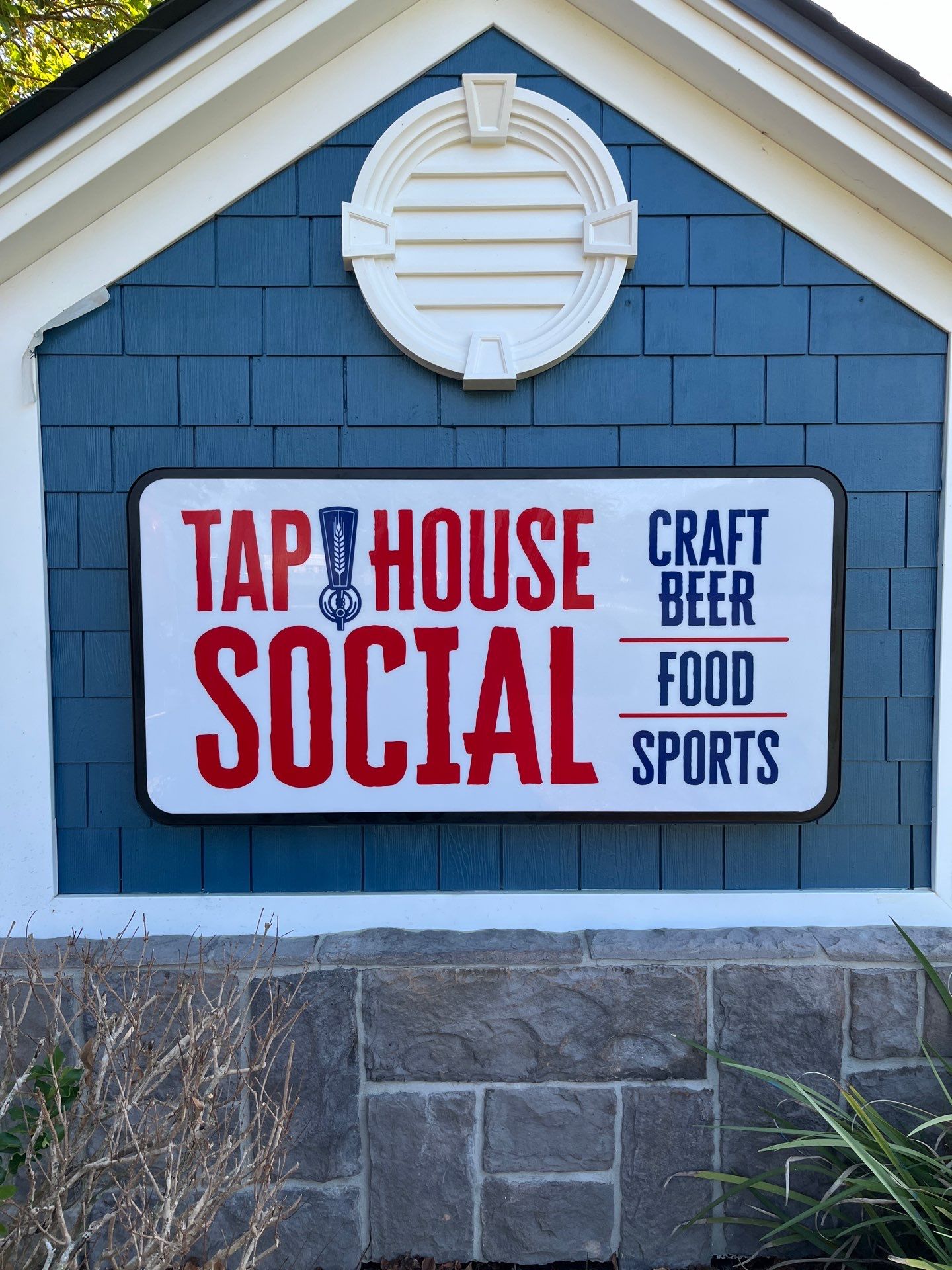 Tap House Social by SignCrafters