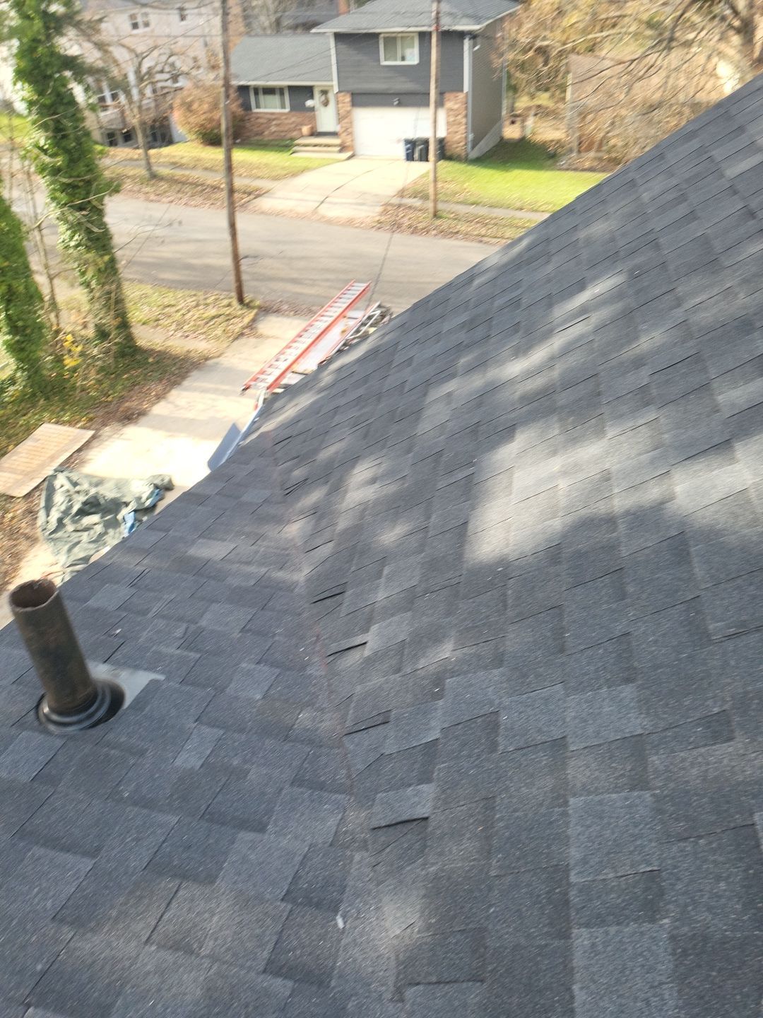 ATLAS PINNACLE COLOR: BLACK SHADOW by Eagle Eye Roofing