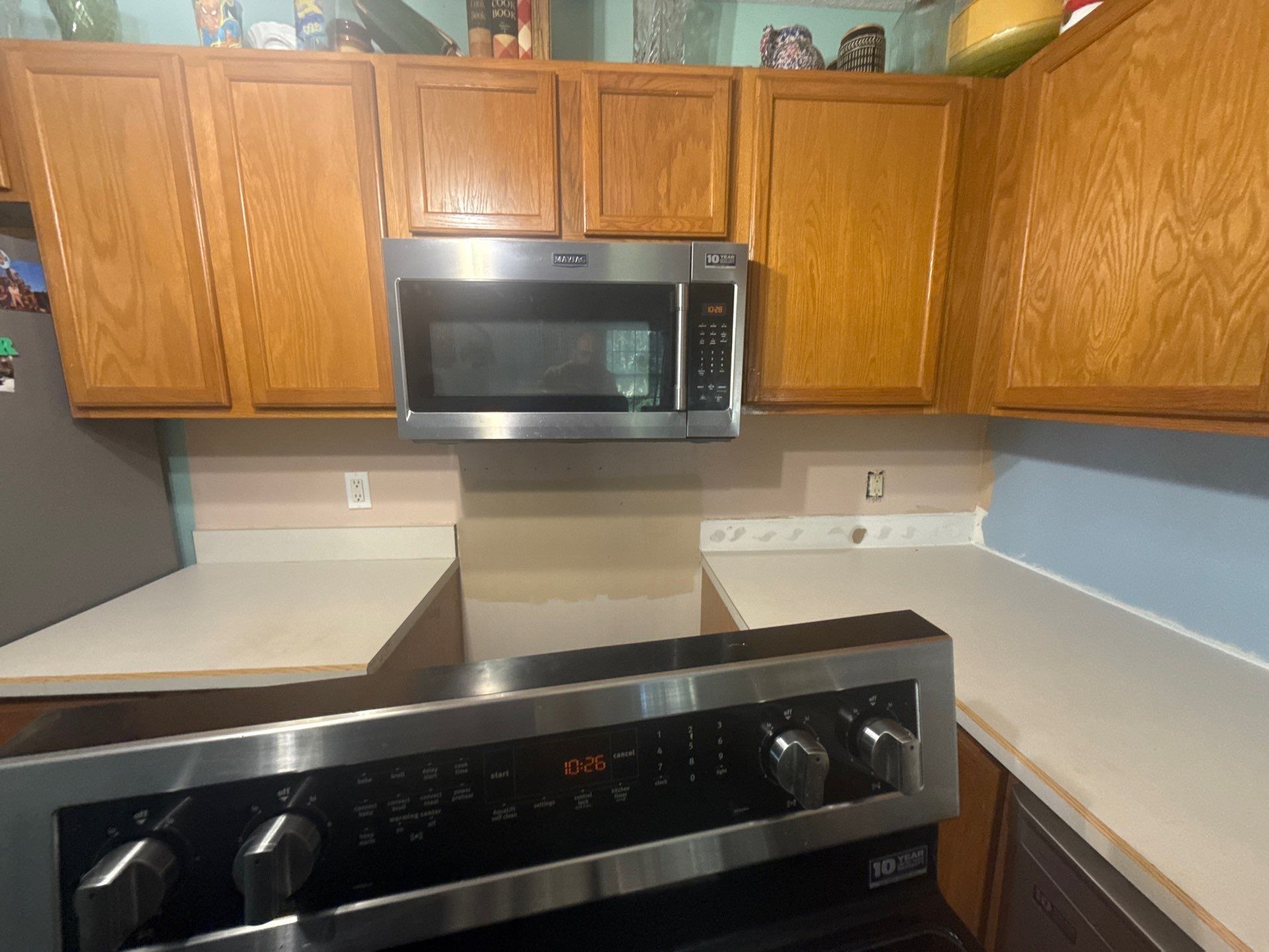 Tile Backsplash Installation by Axtra Hand