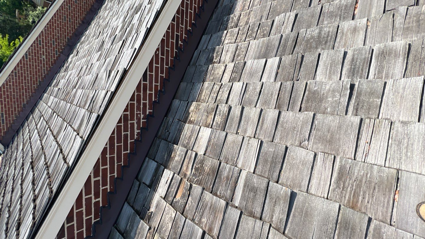 Falls Church - 18" Perfection CCA Shakes in Western Red Cedar by RM Banning, Inc.