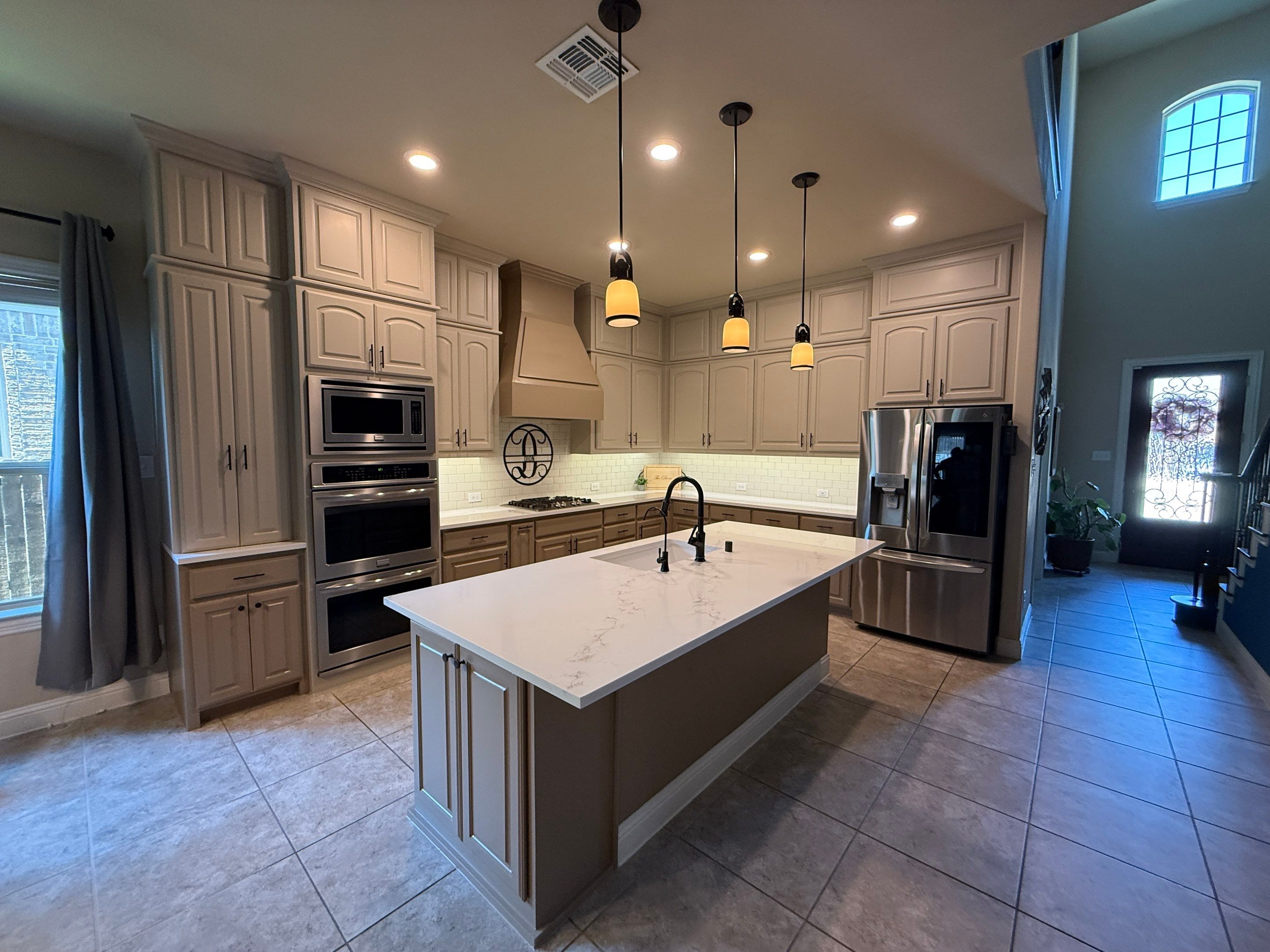 Kitchen & Primary Bath Remodel- McKinney, TX by C3 Custom Builds