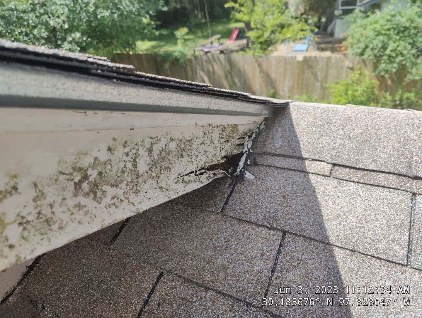 Residential Roofing Installation using Owens Corning Oakridge Estate Grey by DeZign Roofing & Exteriors