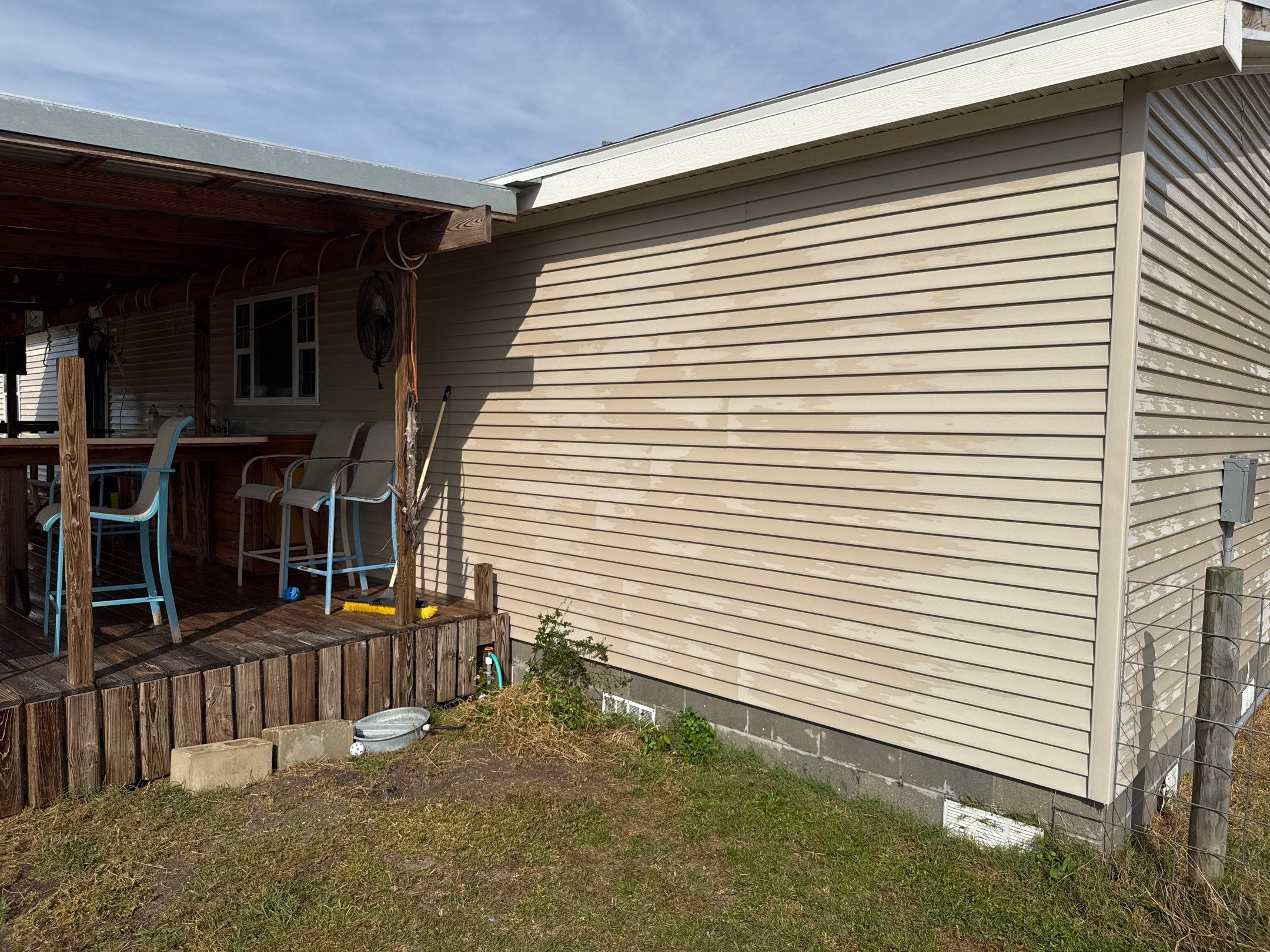 House Wash & Porch Cleaning in Homestead Property, Parrish, FL | Sunshine AquaWash by Sunshine AquaWash