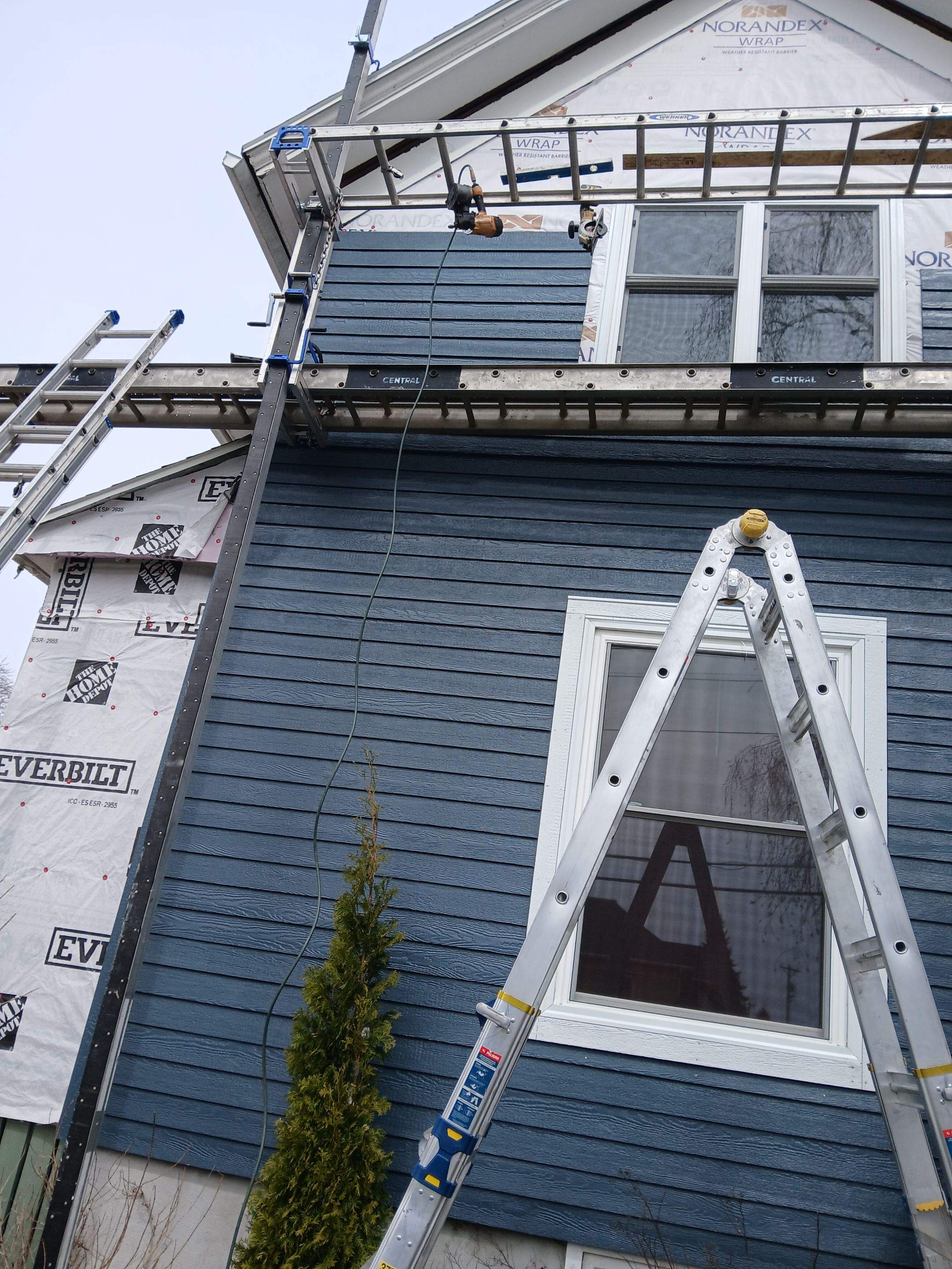 TAMMY'S DREAM HOME FIX UP!  by Gellings Roofing & Siding