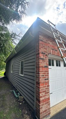 Turtle Shell gutter protection installation in Naperville, IL 60565, photograph 10