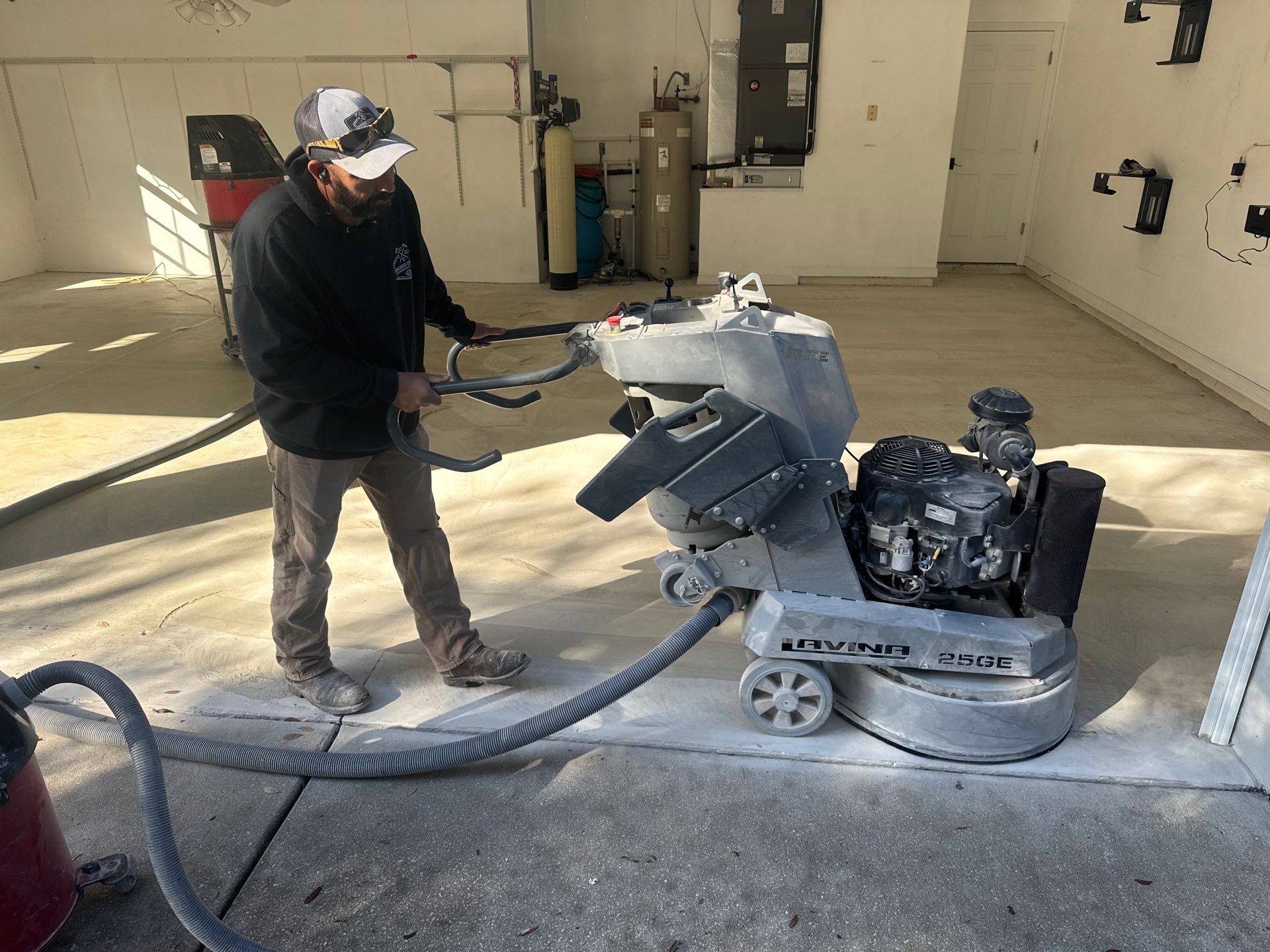 Garage in Hernando, FL with Mount Everest by Cross Creek Concrete Coatings