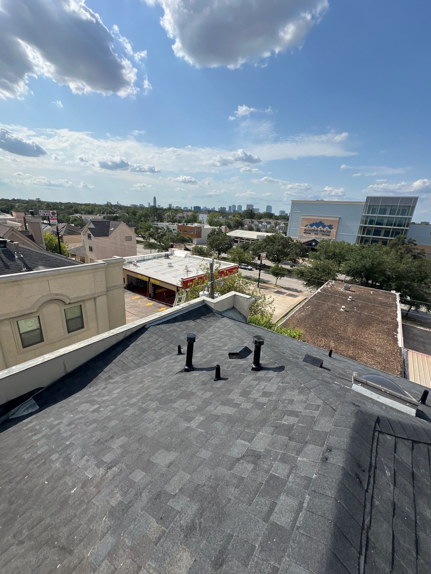 Residential Roofing Installation using Owen's Corning Duration (Lifetime) Shingles by Roof Repair Company