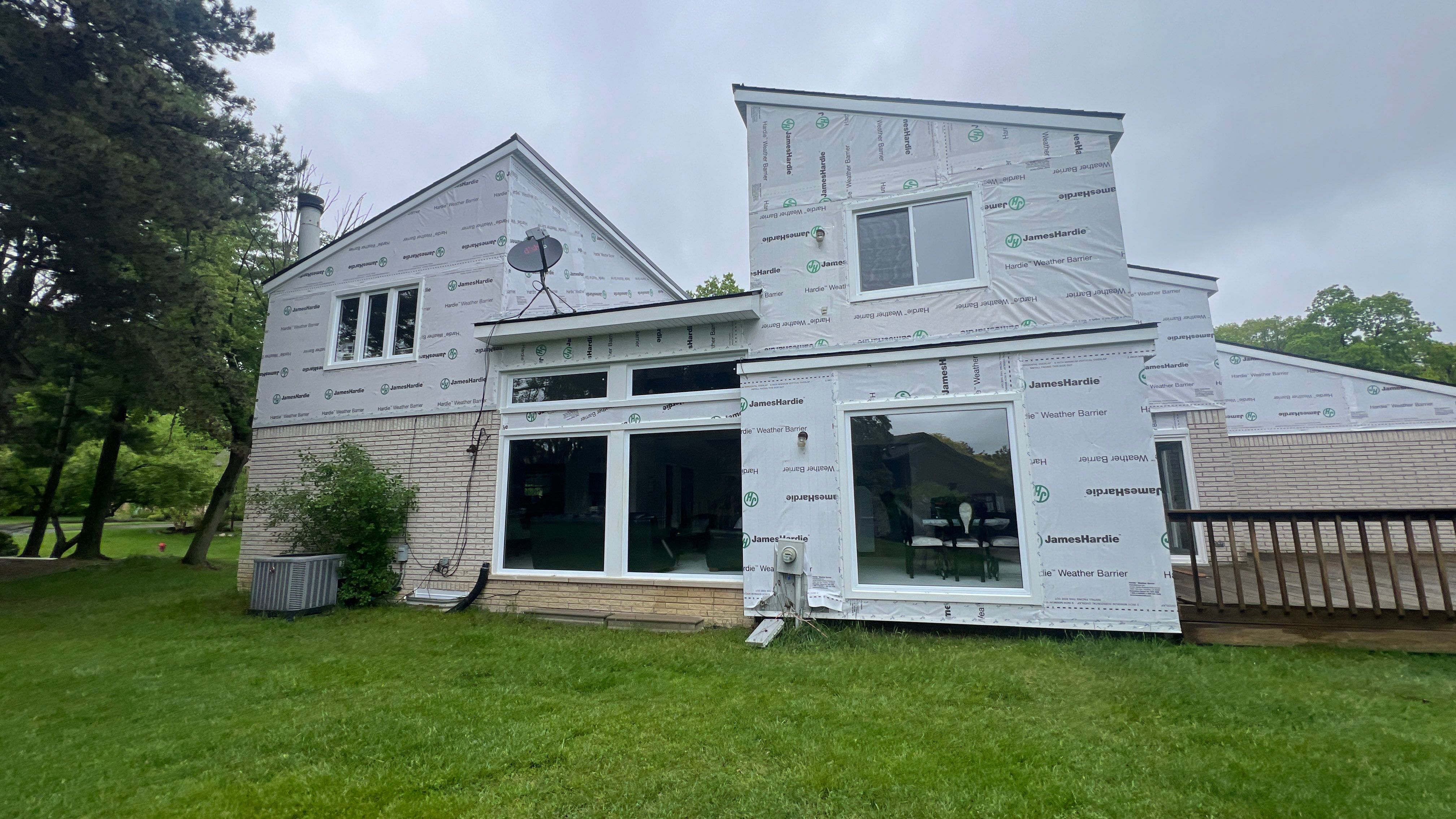 James Hardie Siding Replacement by Bloomfield Construction & Restoration