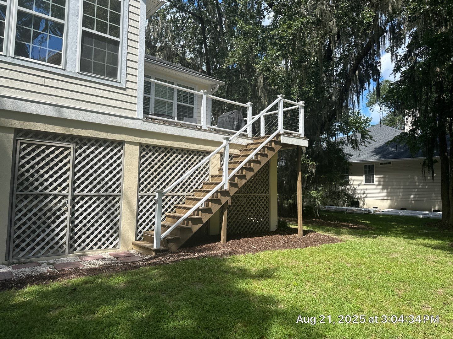Wood Deck using Wood Stain by DuraSeal
