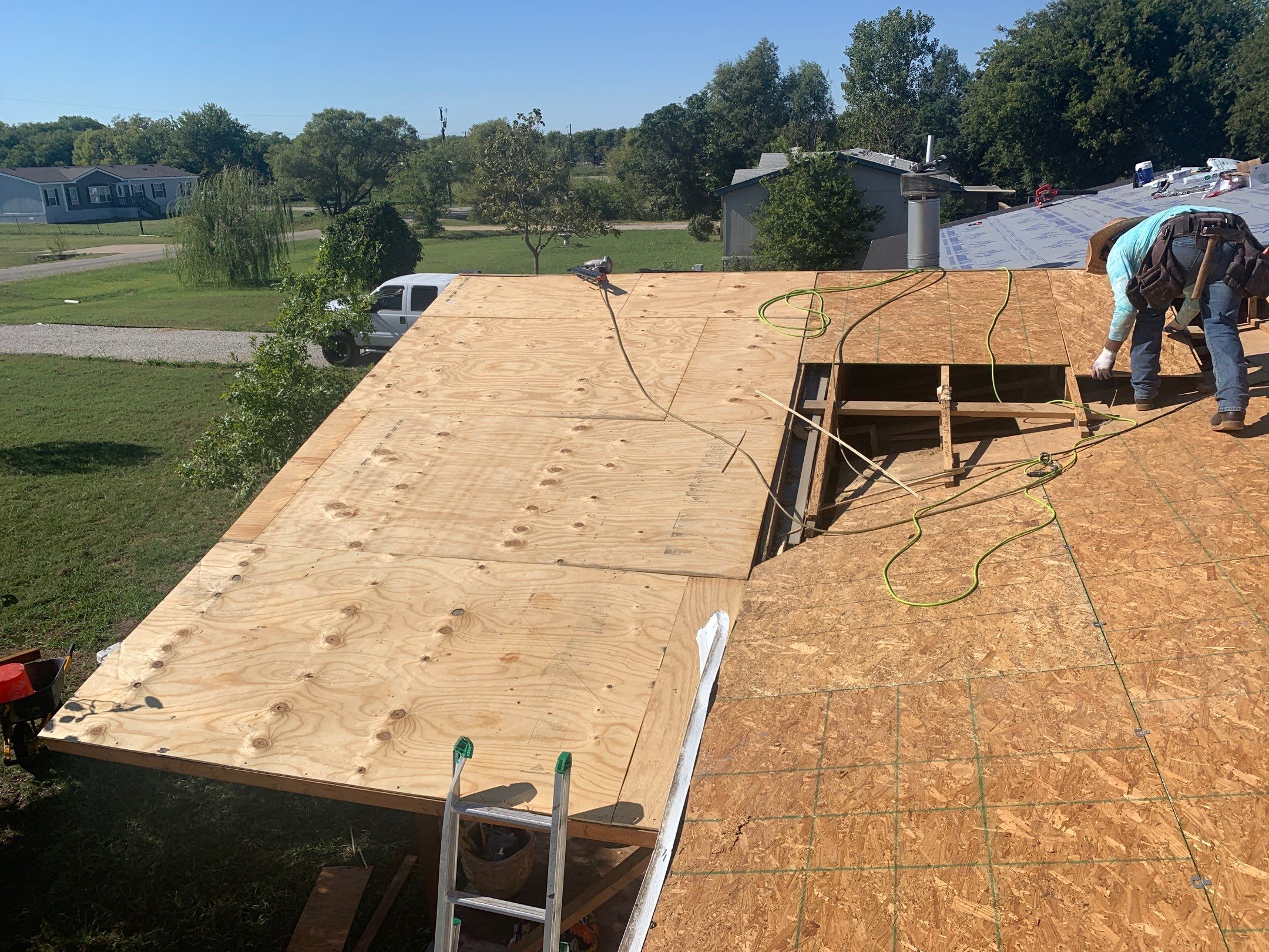 Residential Roofing Installation using ATLAS Pinnacle Pristine Shingles by Harvey Roofing & Construction