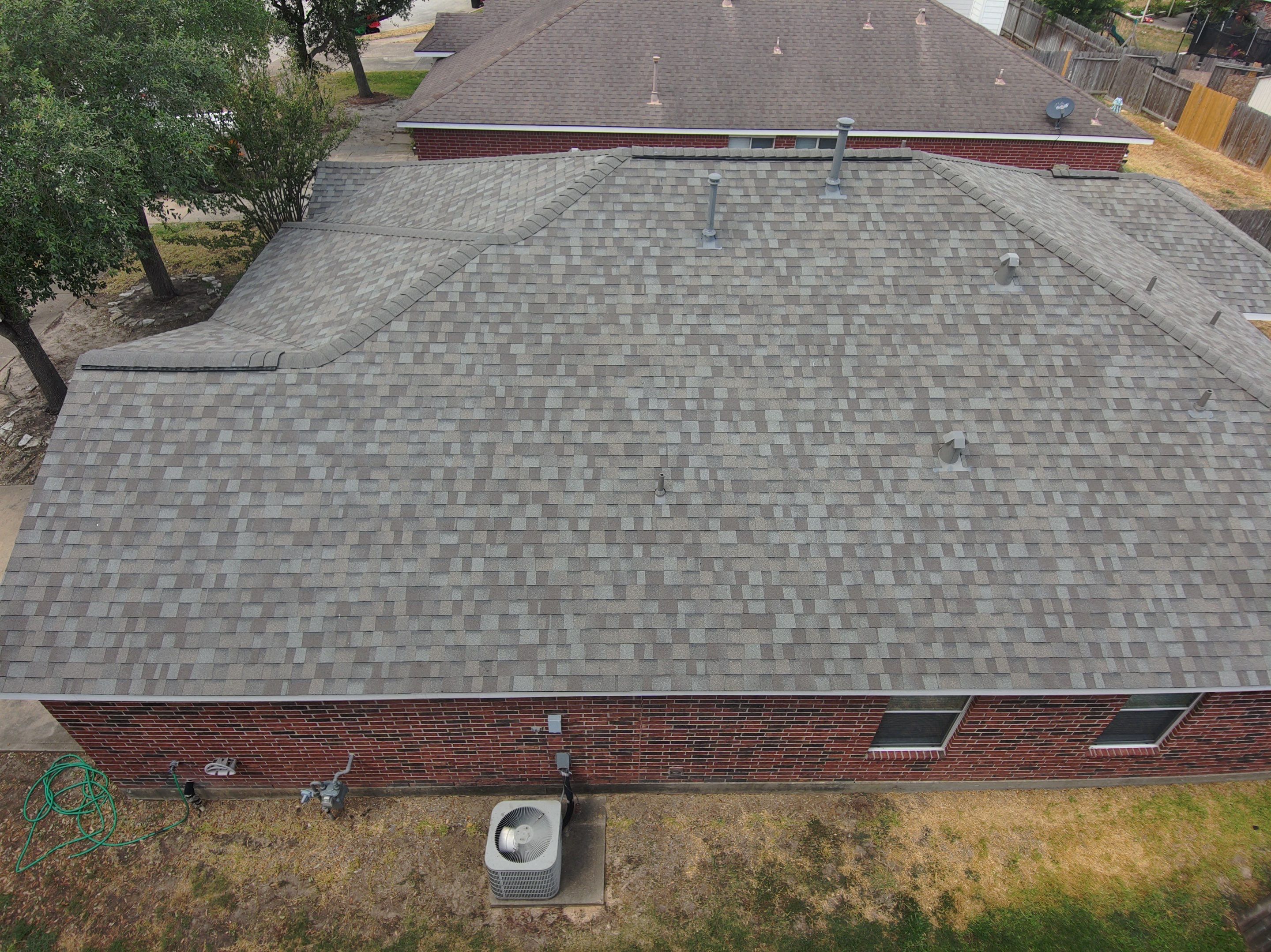 Residential Roofing Installation using Owen's Corning Duration (Lifetime) Shingles by Roof Repair Company