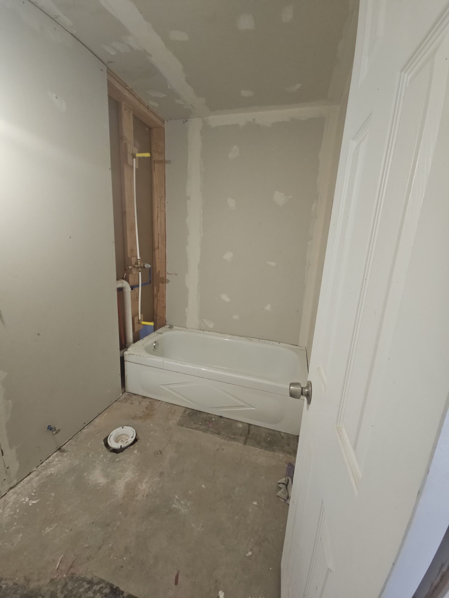 Full Renovation near Fox Plaza by Regal Renovate