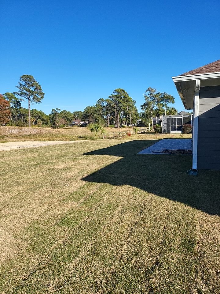 You can never go wrong with Horizontal by Hip Square Fence Inc.