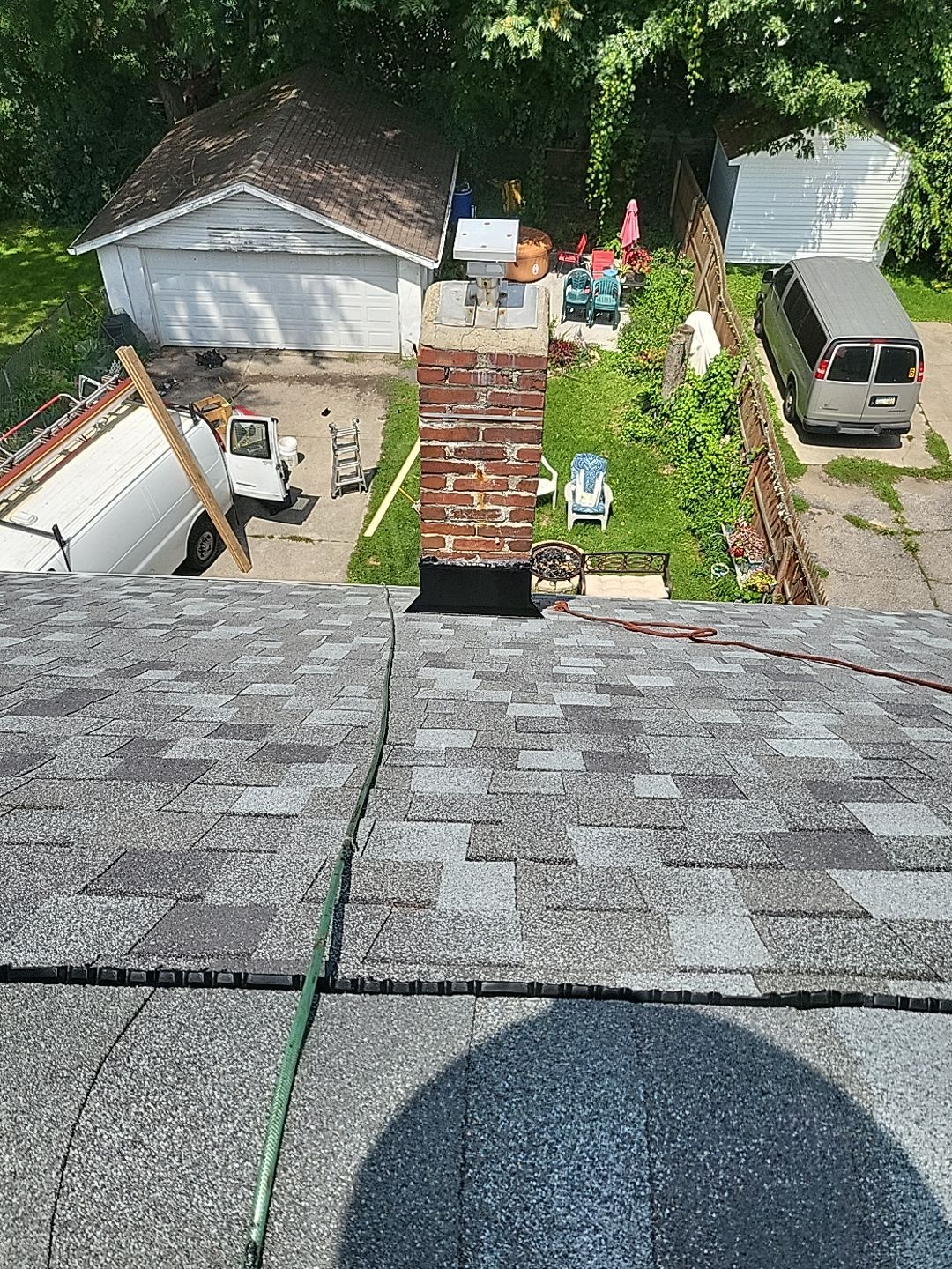 ATLAS PINNACLE COLOR: COASTAL GRANITE by Eagle Eye Roofing