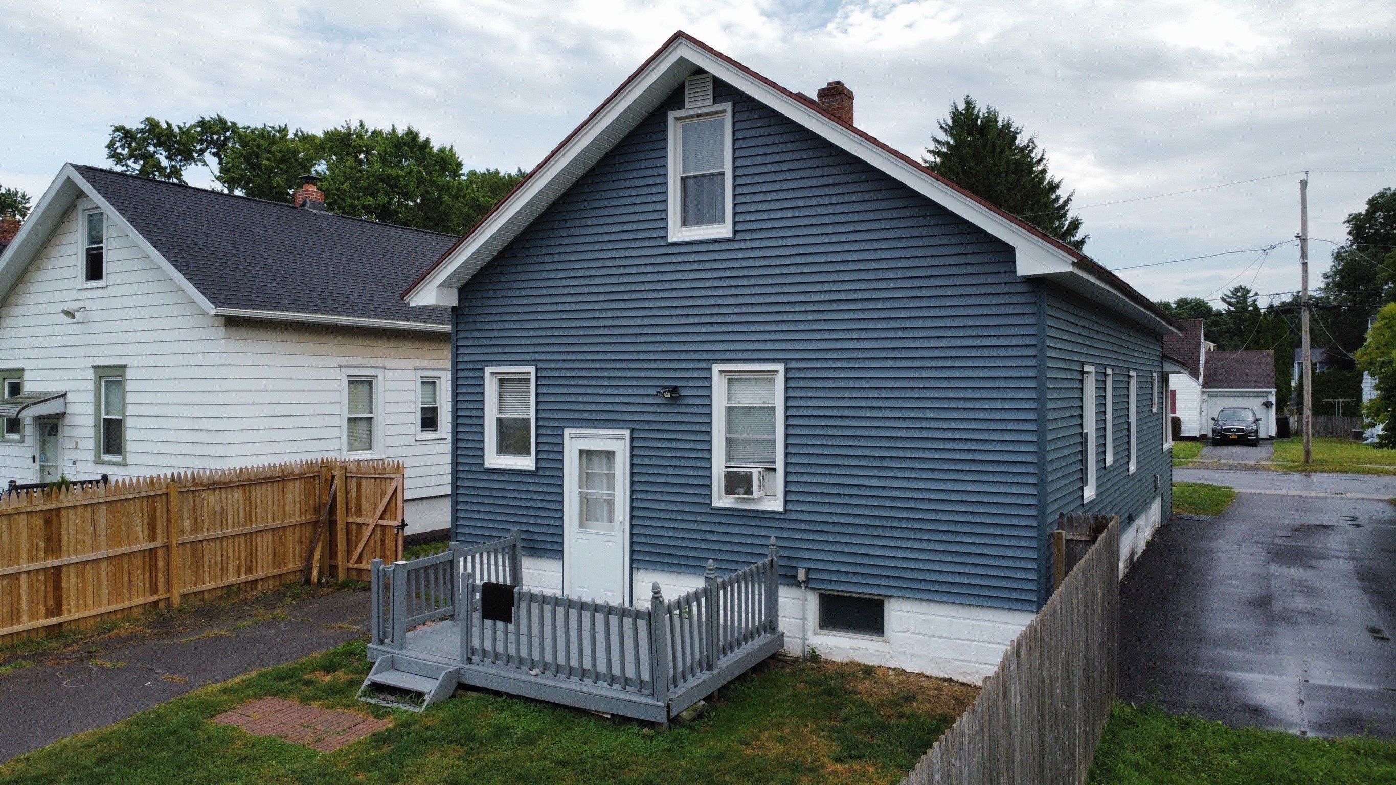π‘ Siding Replacement Completed in Syracuse, NY π¨ by Alpha Omega Roofing LLC