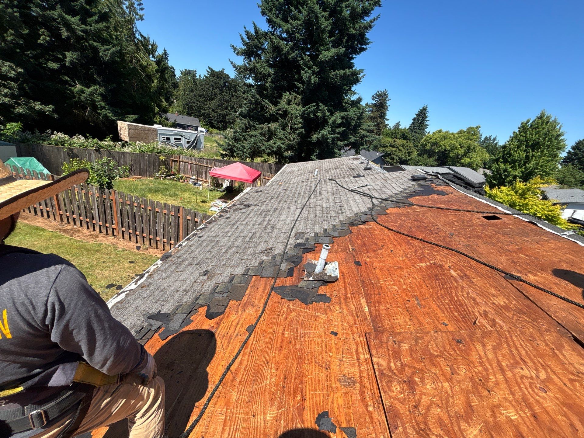 Apartment Complex Roof Replacement in Oregon City by Prodigy Roof Solutions