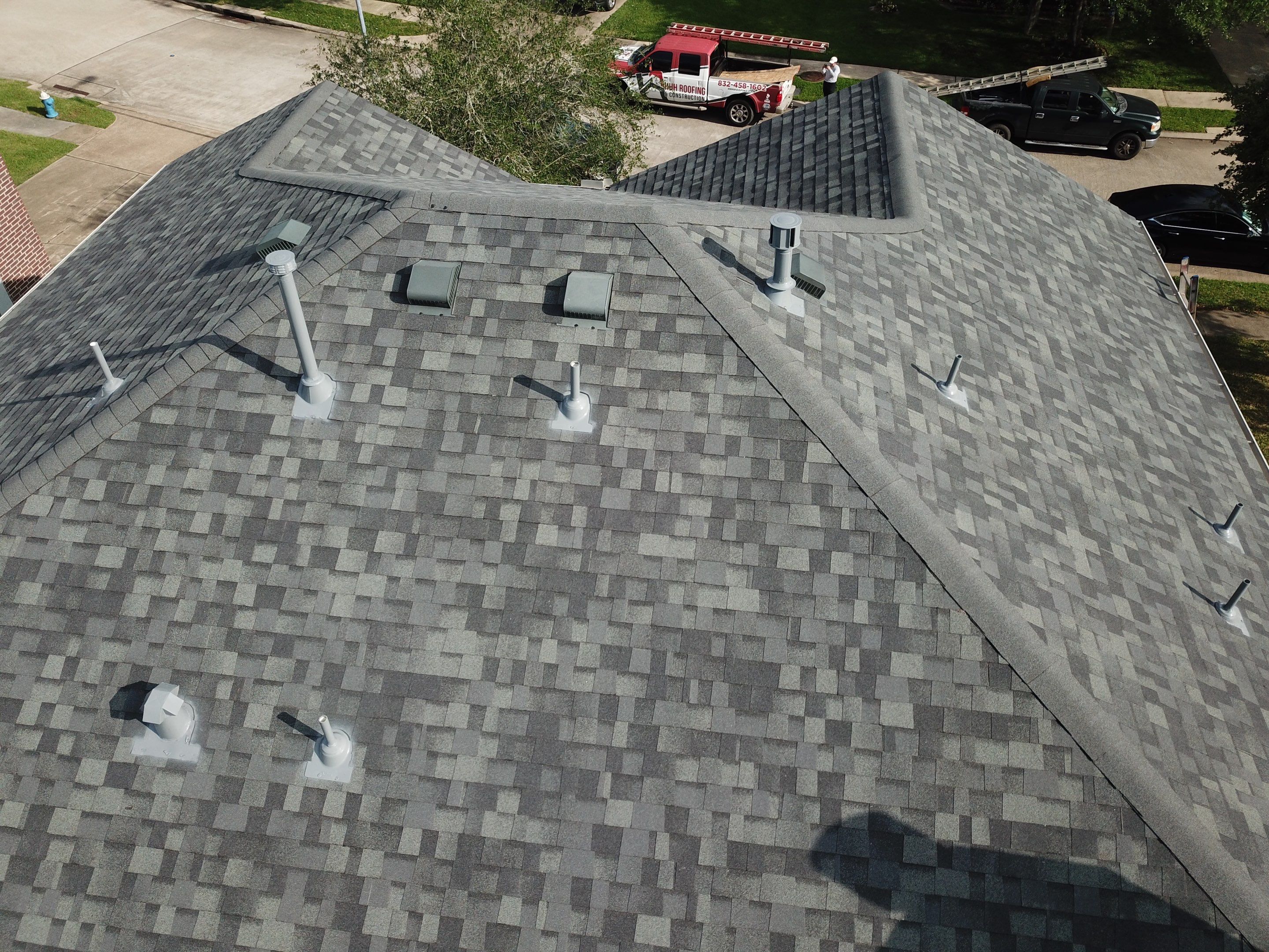 OC Duration Estate Gray by HHH Roofing & Construction