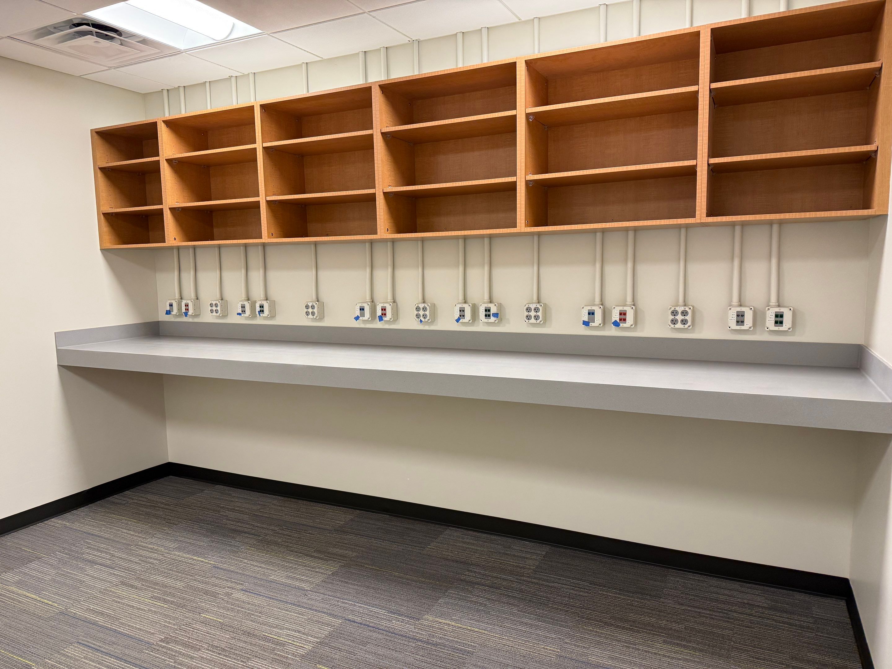 Project in Glendale by AZ Cabinet Maker LLC