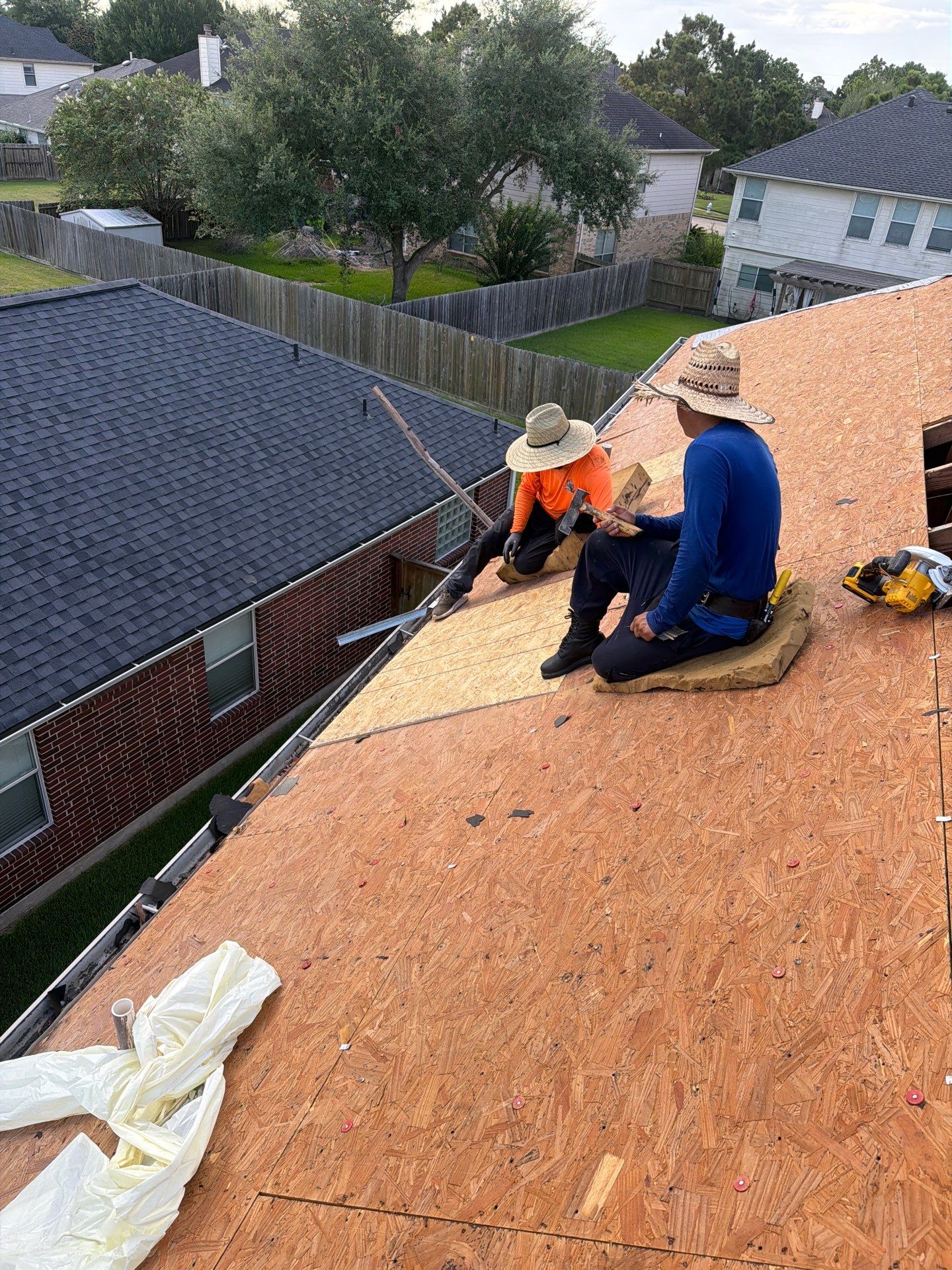 Roof Replacement in Sedona Creek, Missouri City TX by Roof Repair Company