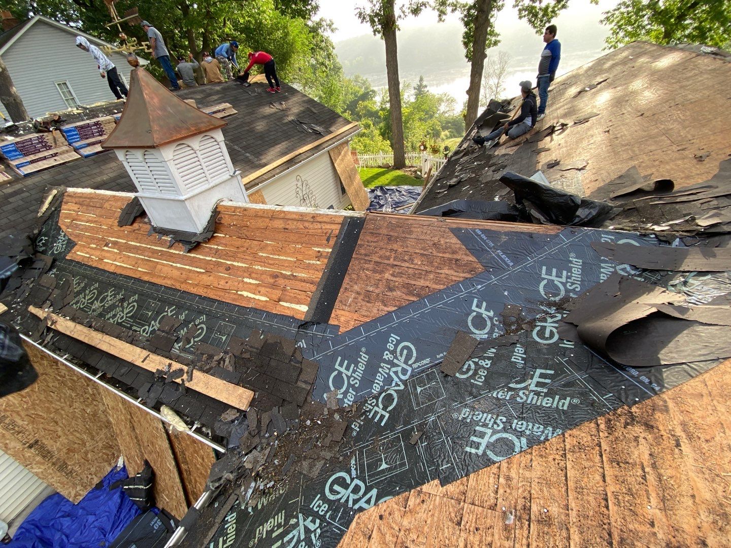 Roof Replacement using CertainTeed Landmark by 180 Contractors