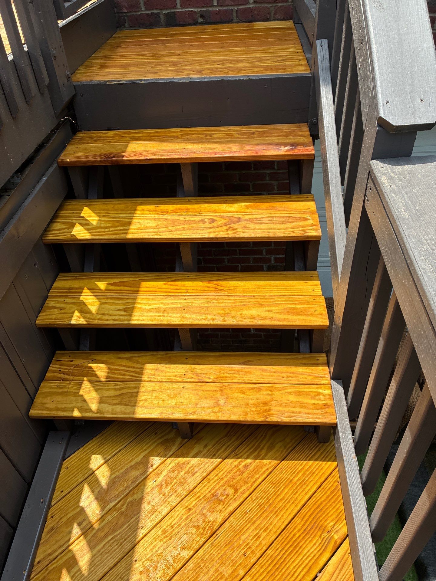Deck using Wood Sealant by DuraSeal