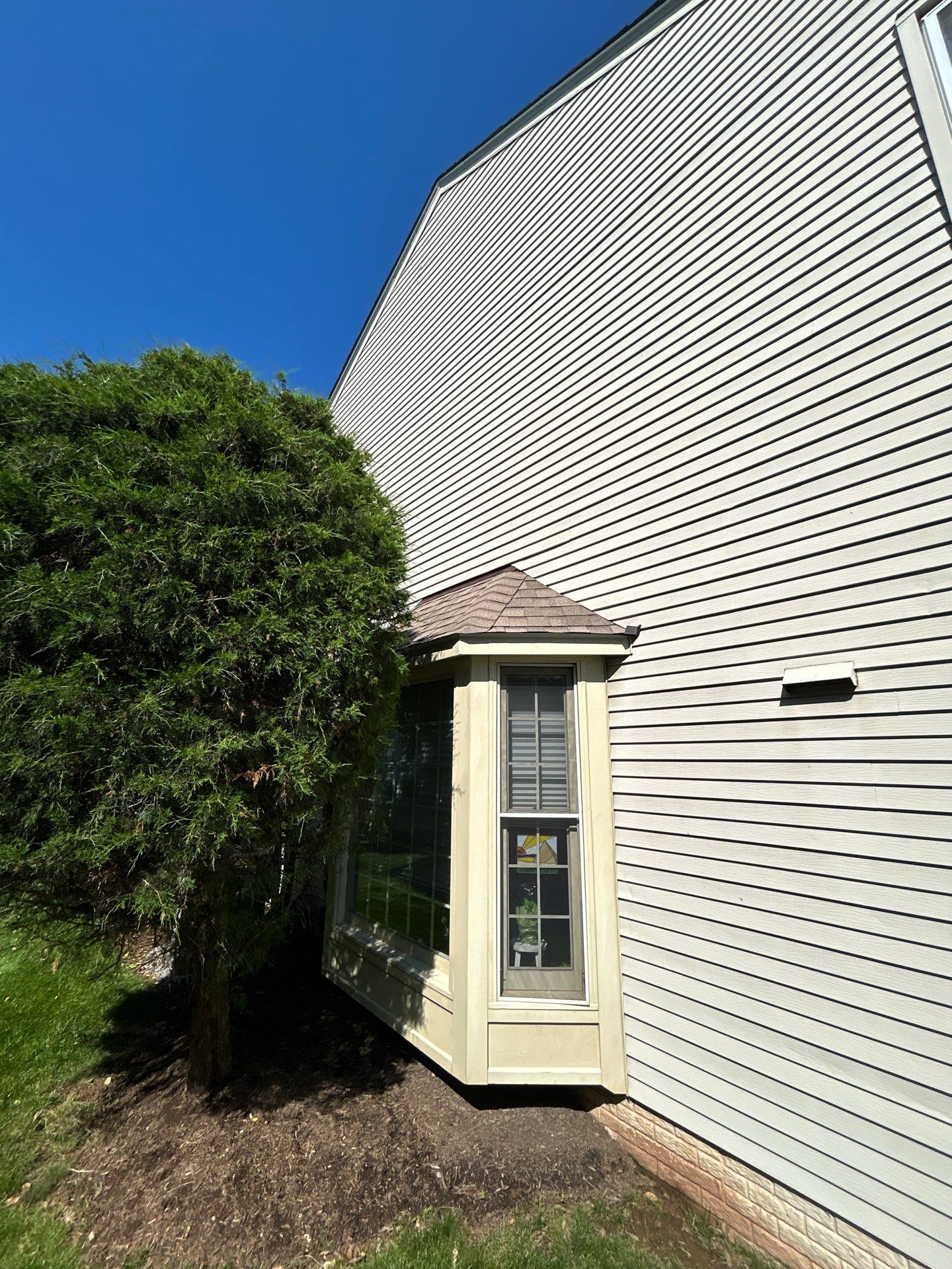 Fairfax: Residential Roof Replacement with CertainTeed Landmark Shingles in Sunrise Cedar by RM Banning, Inc.