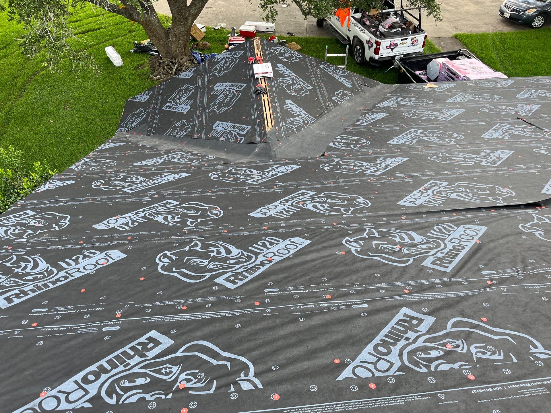 Residential Roofing Installation using Owen's Corning Duration (Lifetime) Shingles by Roof Repair Company