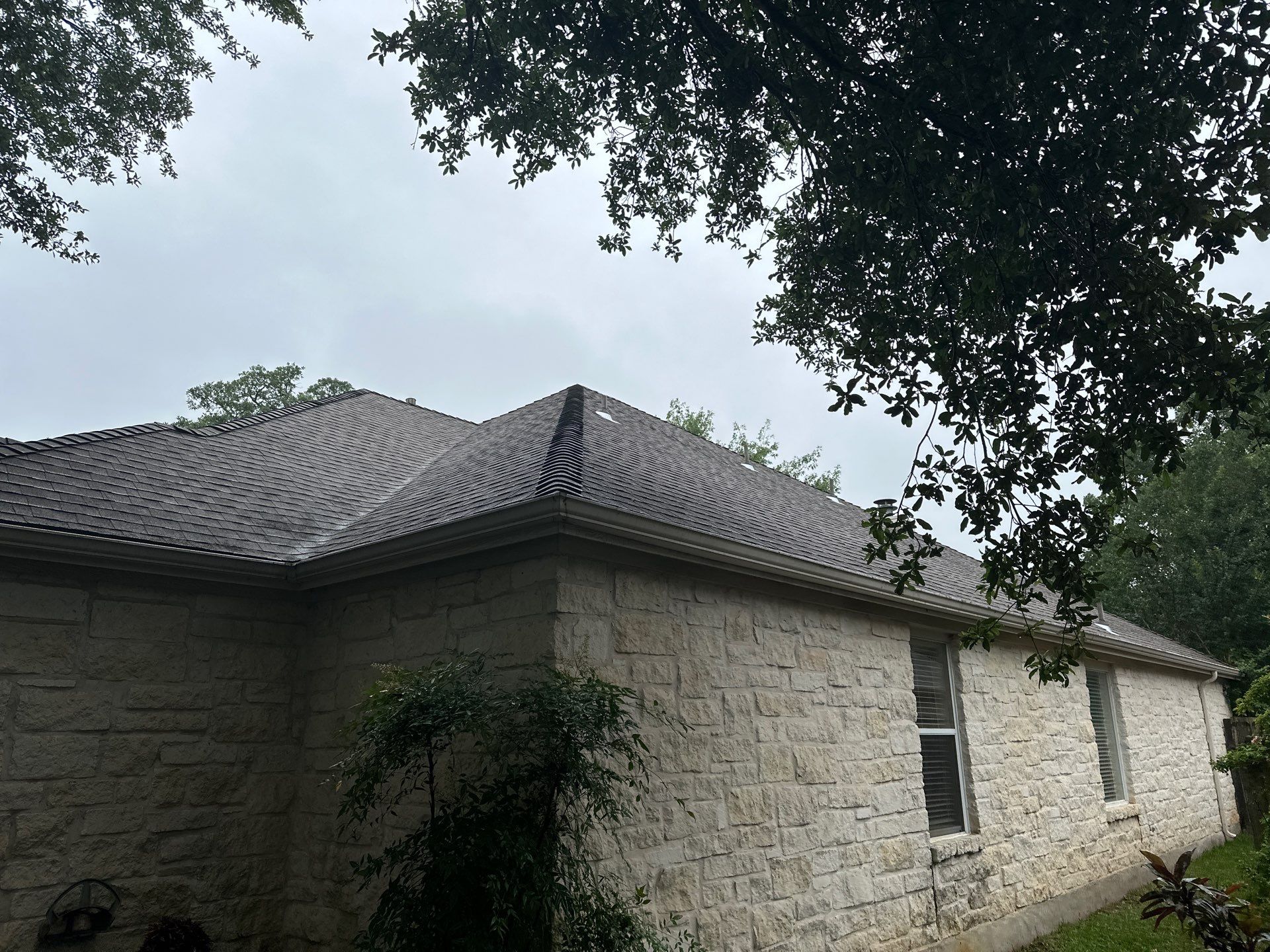 Weathered Wood - GAF Timberline HDZ by RoofsOnly.com