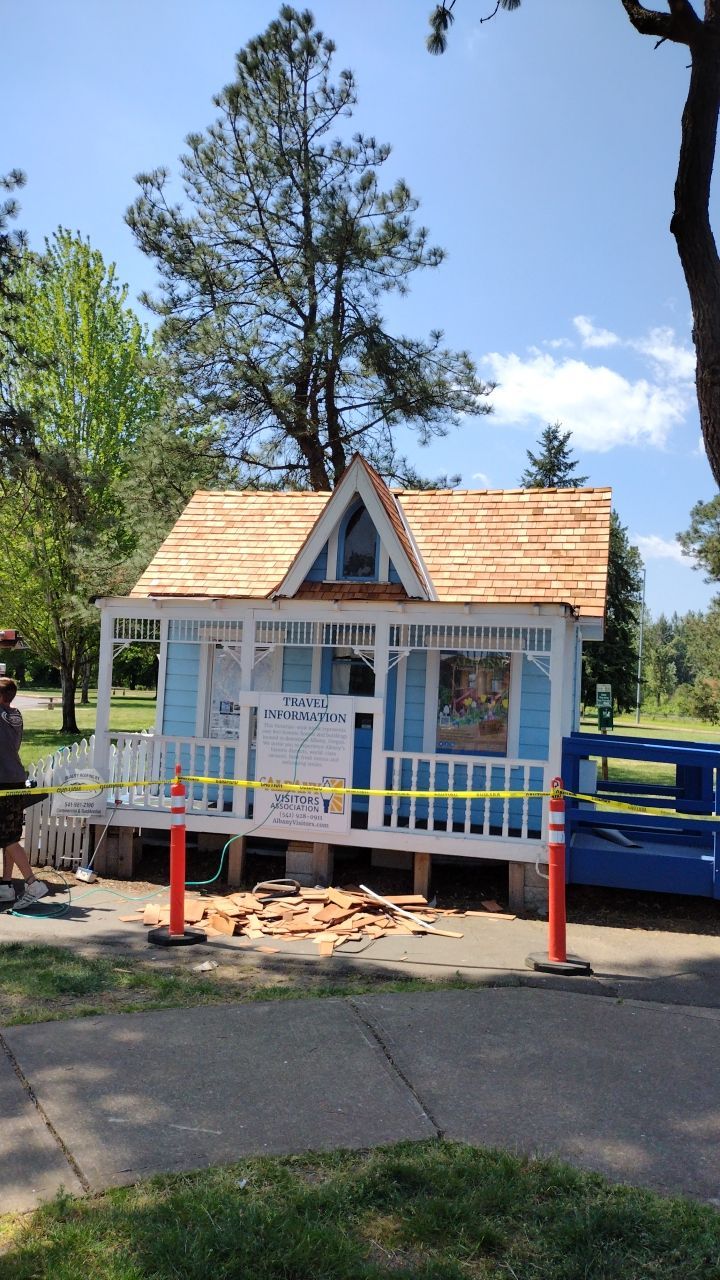 Cedar Shake Install using #1 Blue Label Cedar Shingles for the Albany Visitors Association  by Orezona Building & Roofing Company, Inc.