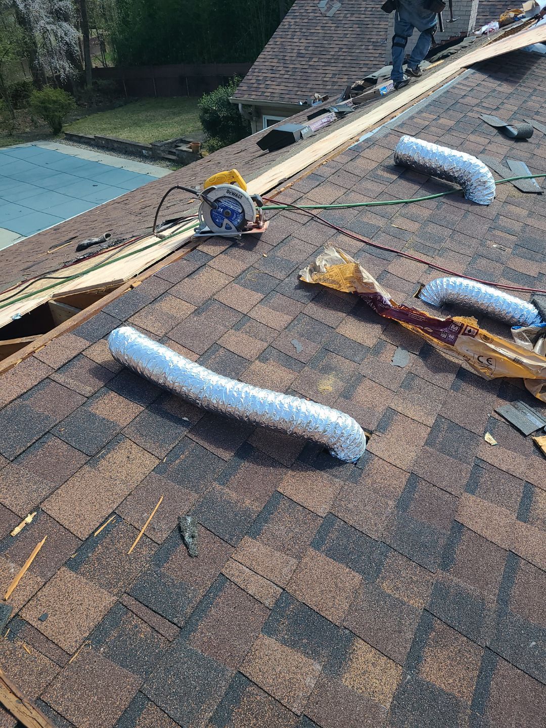 Fairfax: Residential Roof Replacement with CertainTeed Landmark Pro in Max Def Burnt Sienna by RM Banning, Inc.