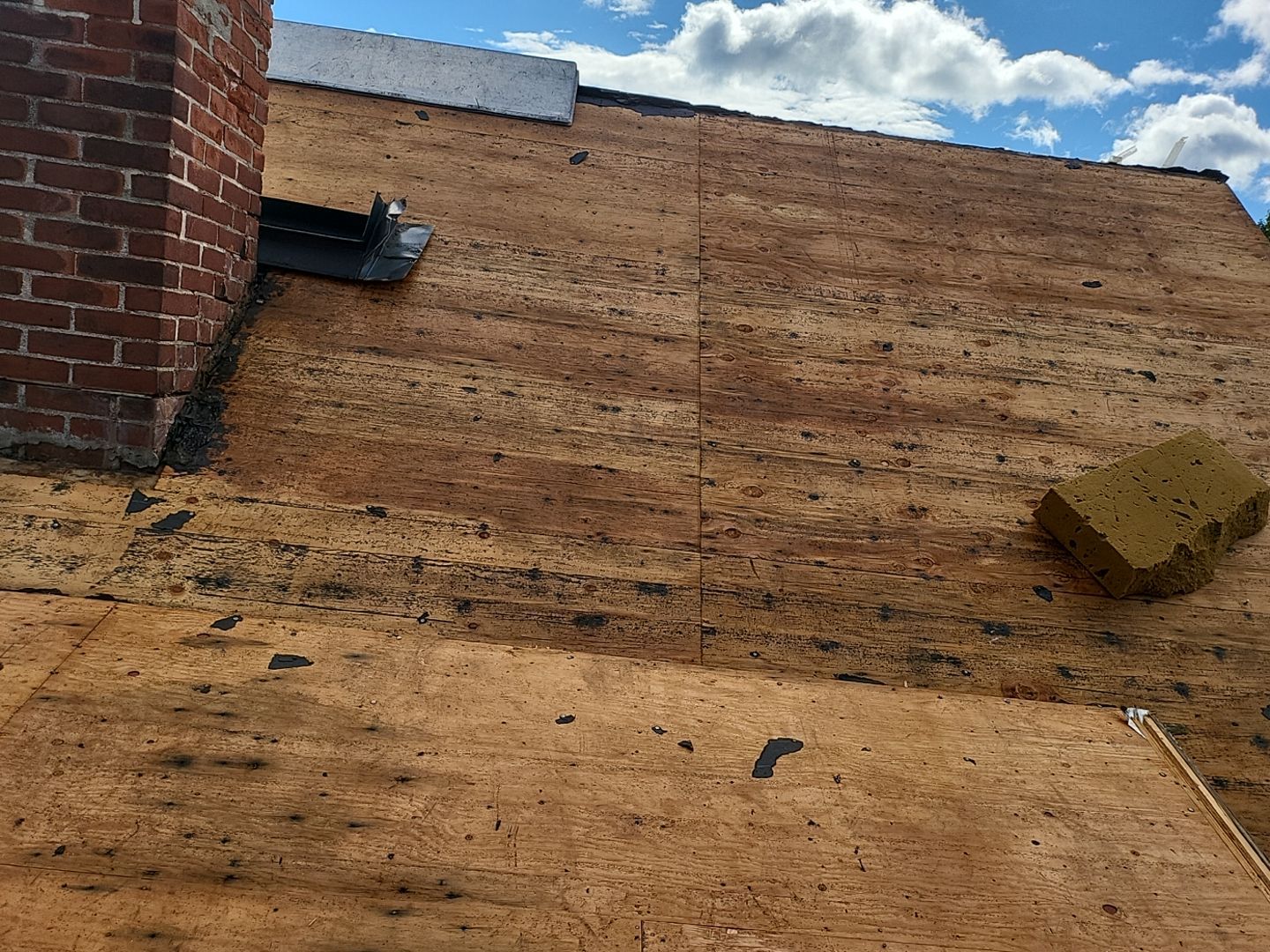 Residential Roofing Installation using Owens Corning TruDefinition Sierra Gray by A Plus Exterior