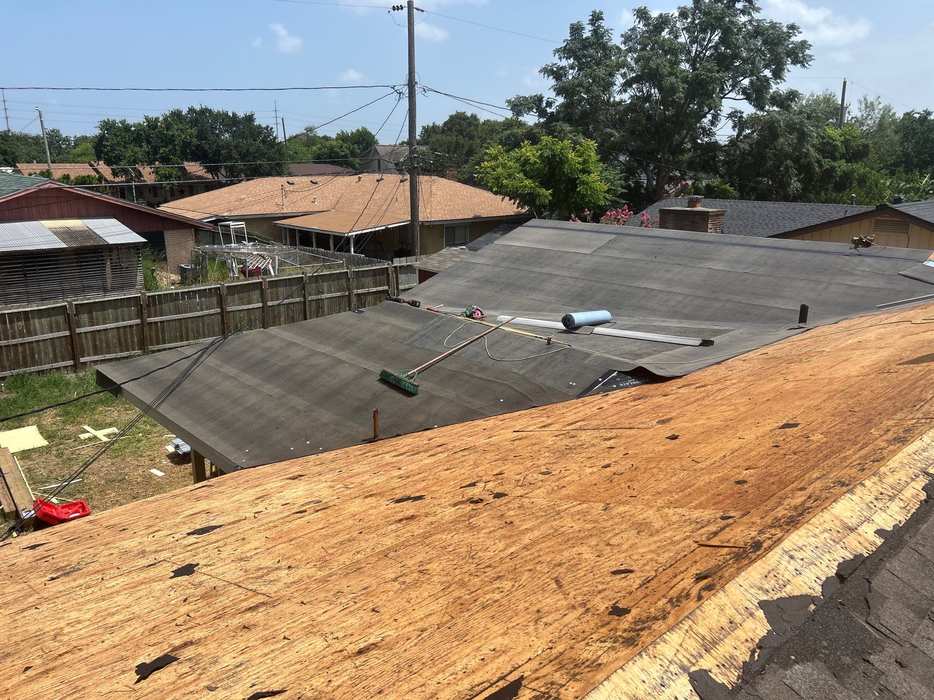 Screened in, on Spicewood by Bayfront Roofing and Construction