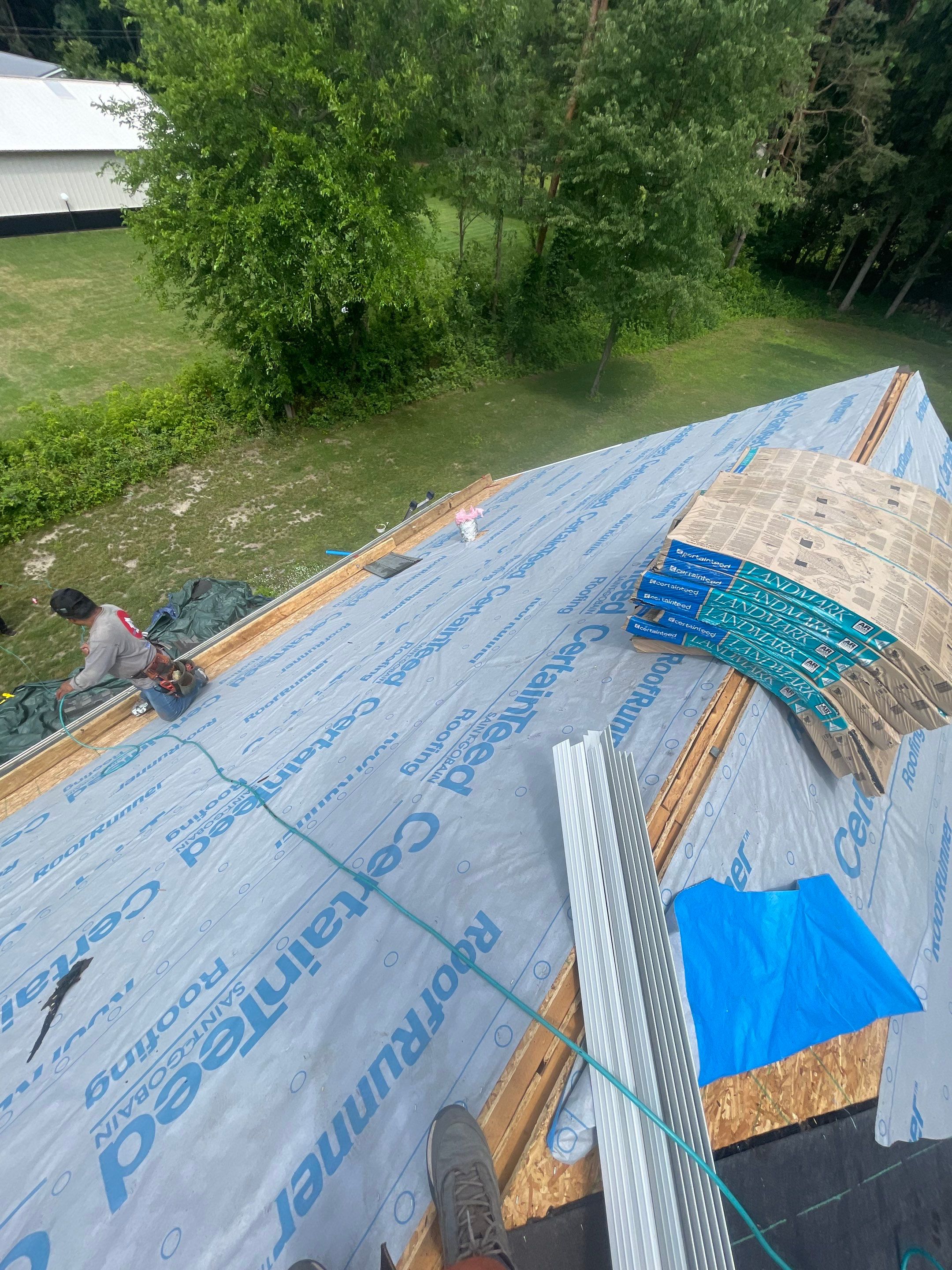 Roof Replacement using CertainTeed Landmark by 180 Contractors