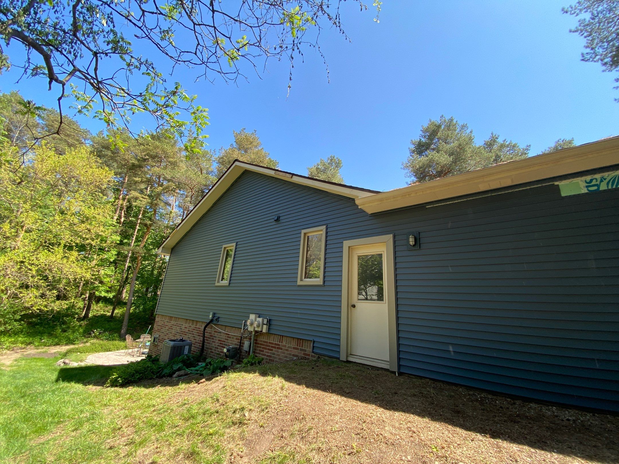 Siding Replacement using CertainTeed Restoration Classis D4 by 180 Contractors