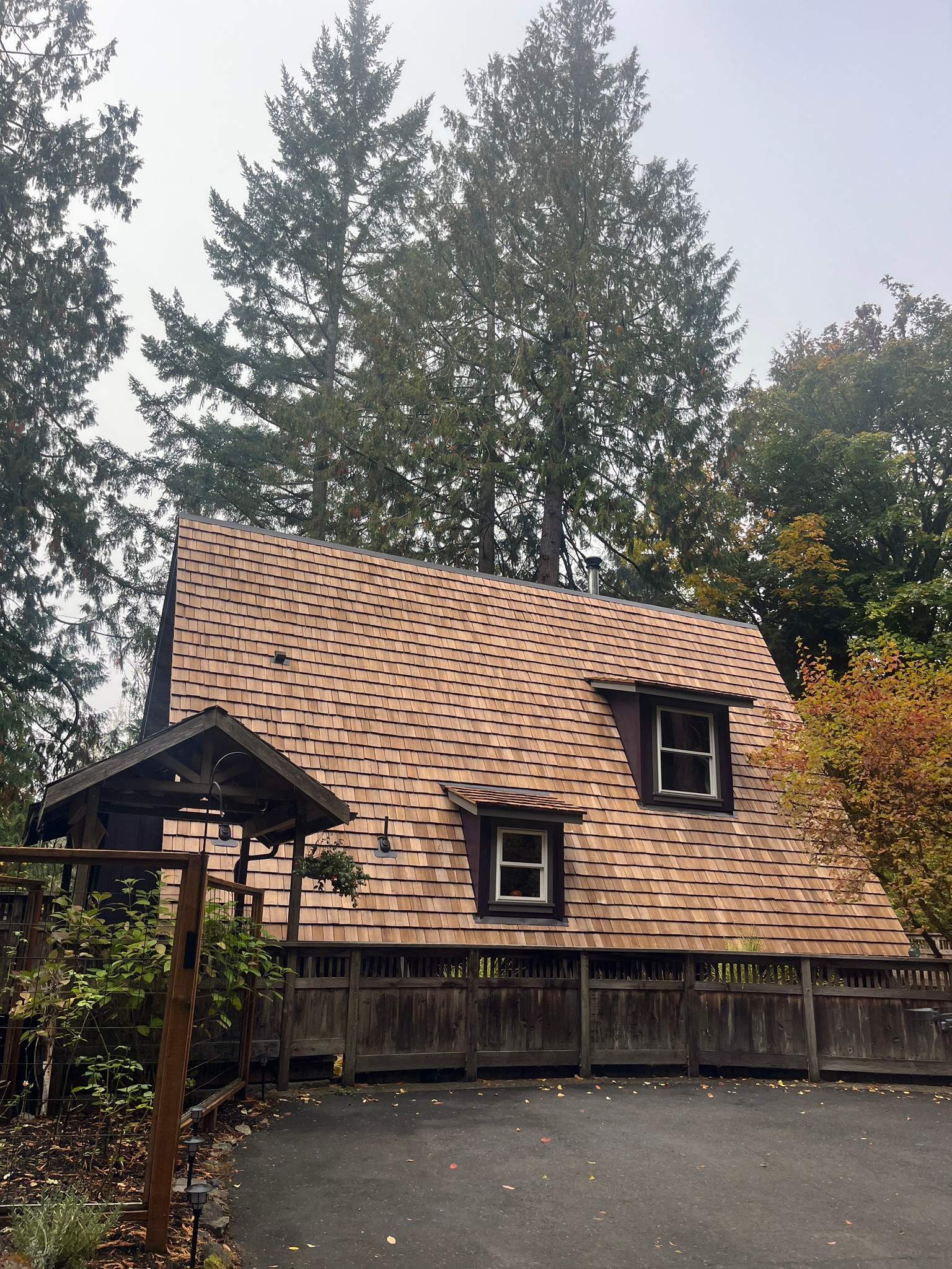 Residential Roof Replacement in Bremerton, WA by Hanley Construction